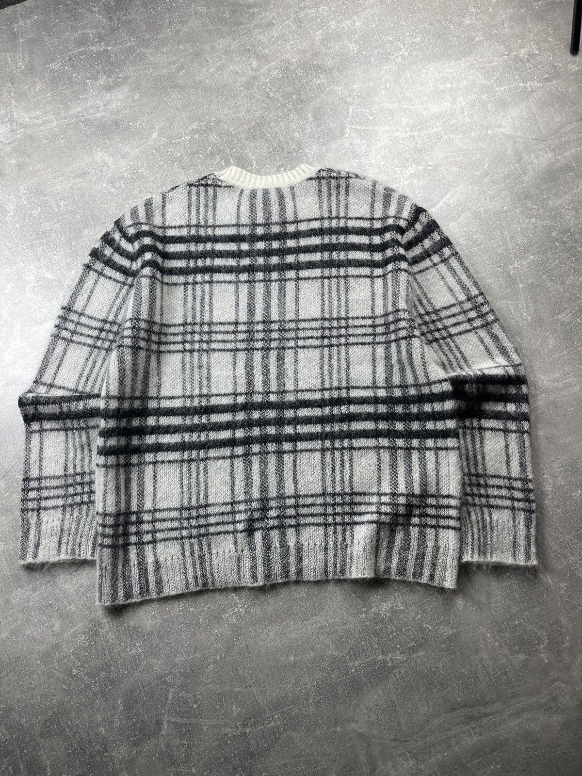 JW Anderson JW Anderson Anchor Logo Plaid Mohair Wool Sweater Size US L / EU 52-54 / 3 - 13 Thumbnail