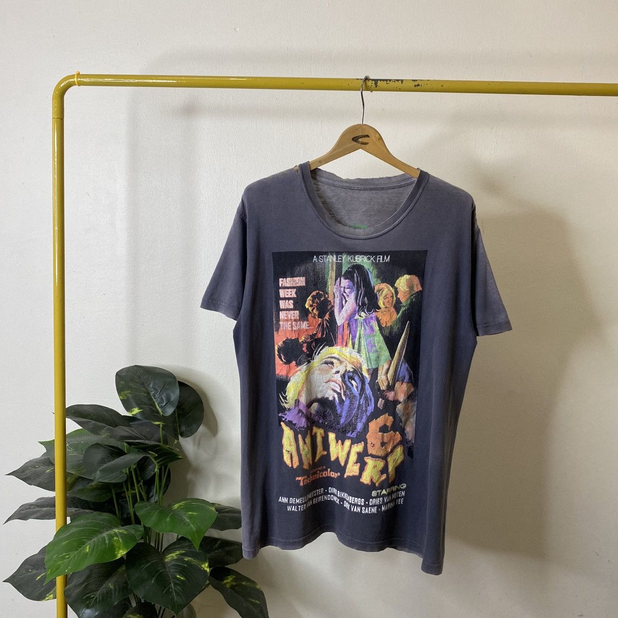 Grailed Antwerp Six Belgian Designers Group Parody Stanley Kubrick Size US L / EU 52-54 / 3 - 1 Thumbnail