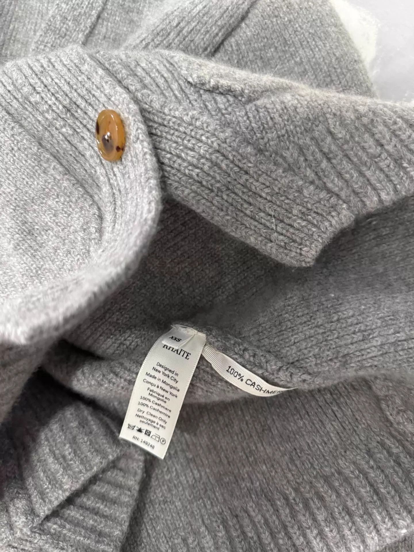 KHAITE khaite cashmere knit jacket 95 new thick superb Size XXS / US 00 / IT 34 - 2 Thumbnail