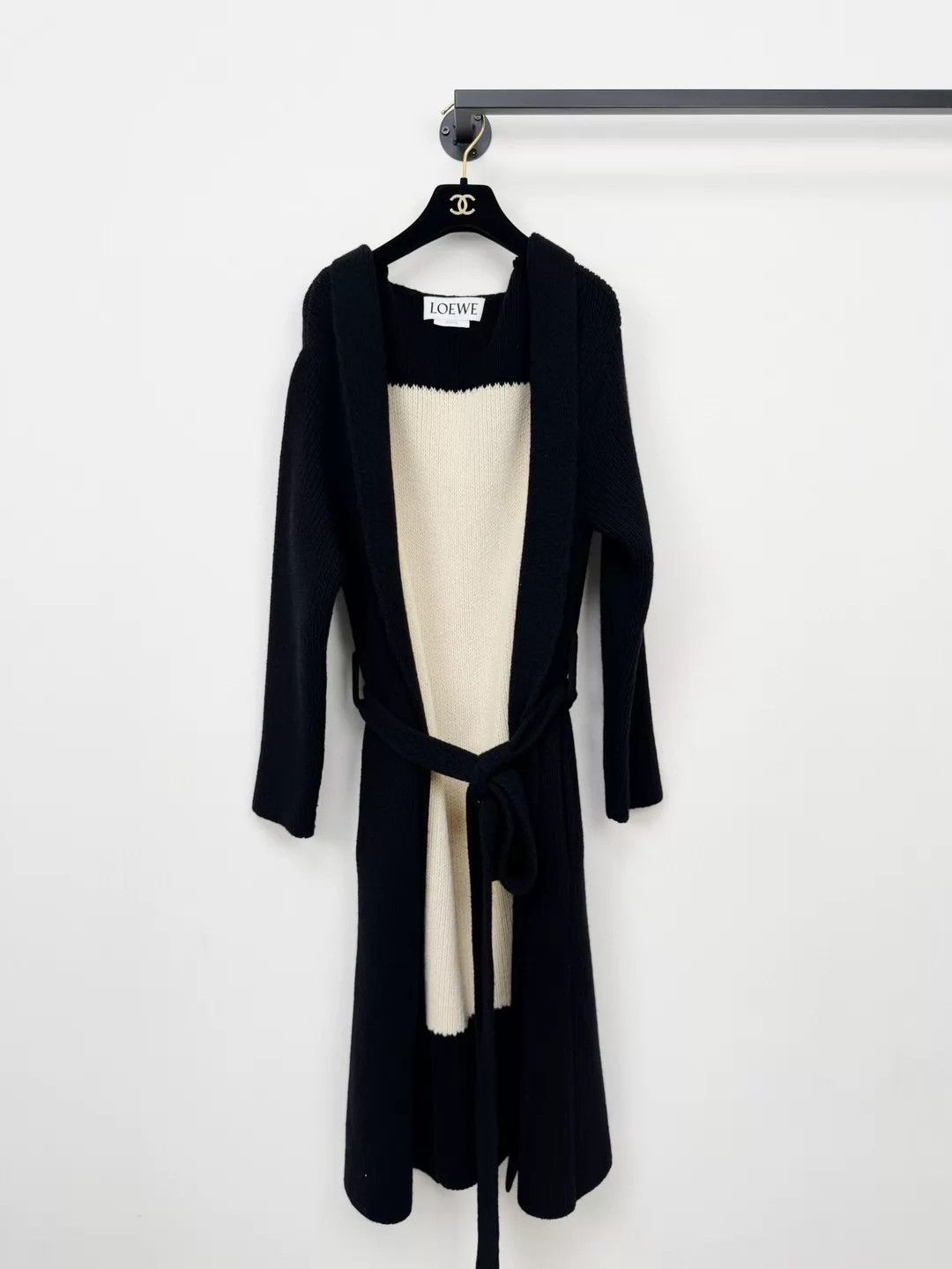 Loewe Loewe Wool Cardigan Worn 2x Size S Size S / US 4 / IT 40 - 1 Thumbnail