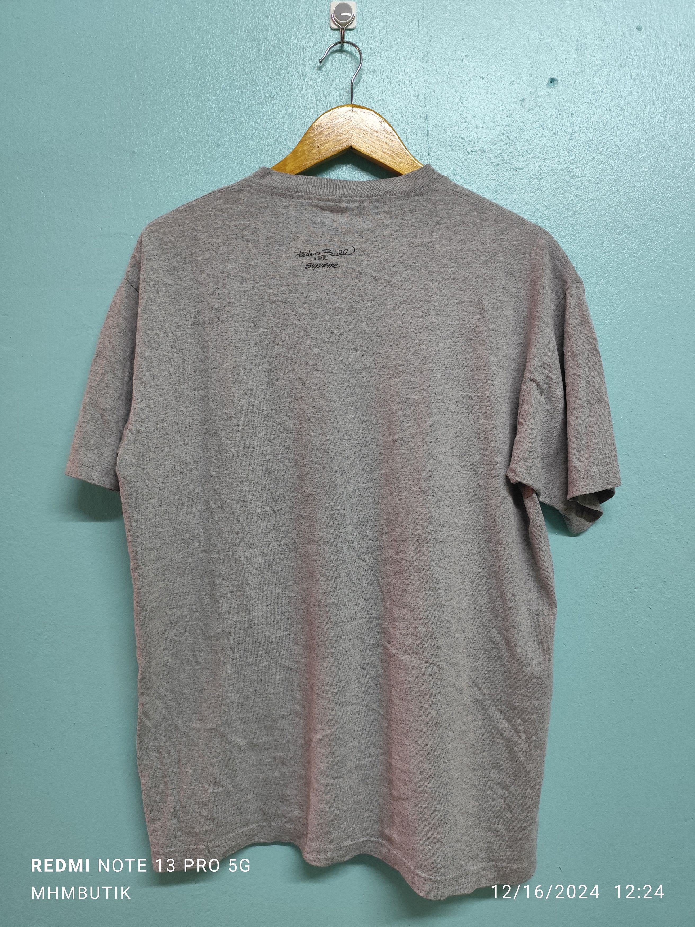 Supreme Supreme Blockbuster Pedro Bell Tee Shirt Size US L / EU 52-54 / 3 - 2 Thumbnail