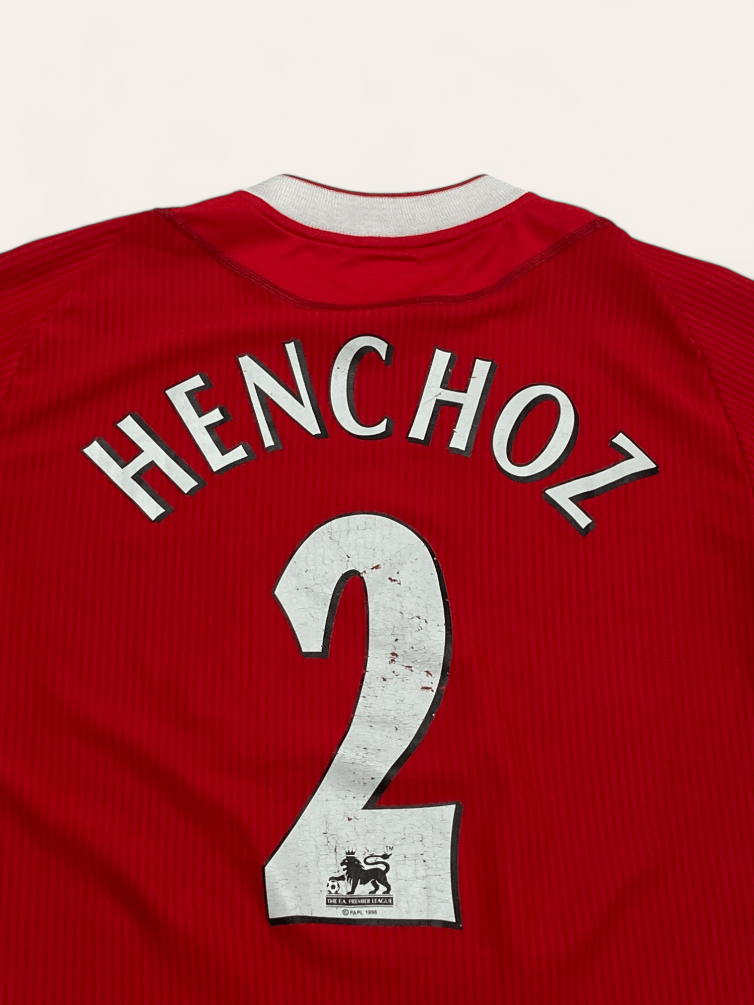 Vintage 1996 Vintage LIVERPOOL HENCHOZ Red Soccer Football Jersey Size US S / EU 44-46 / 1 - 7 Thumbnail
