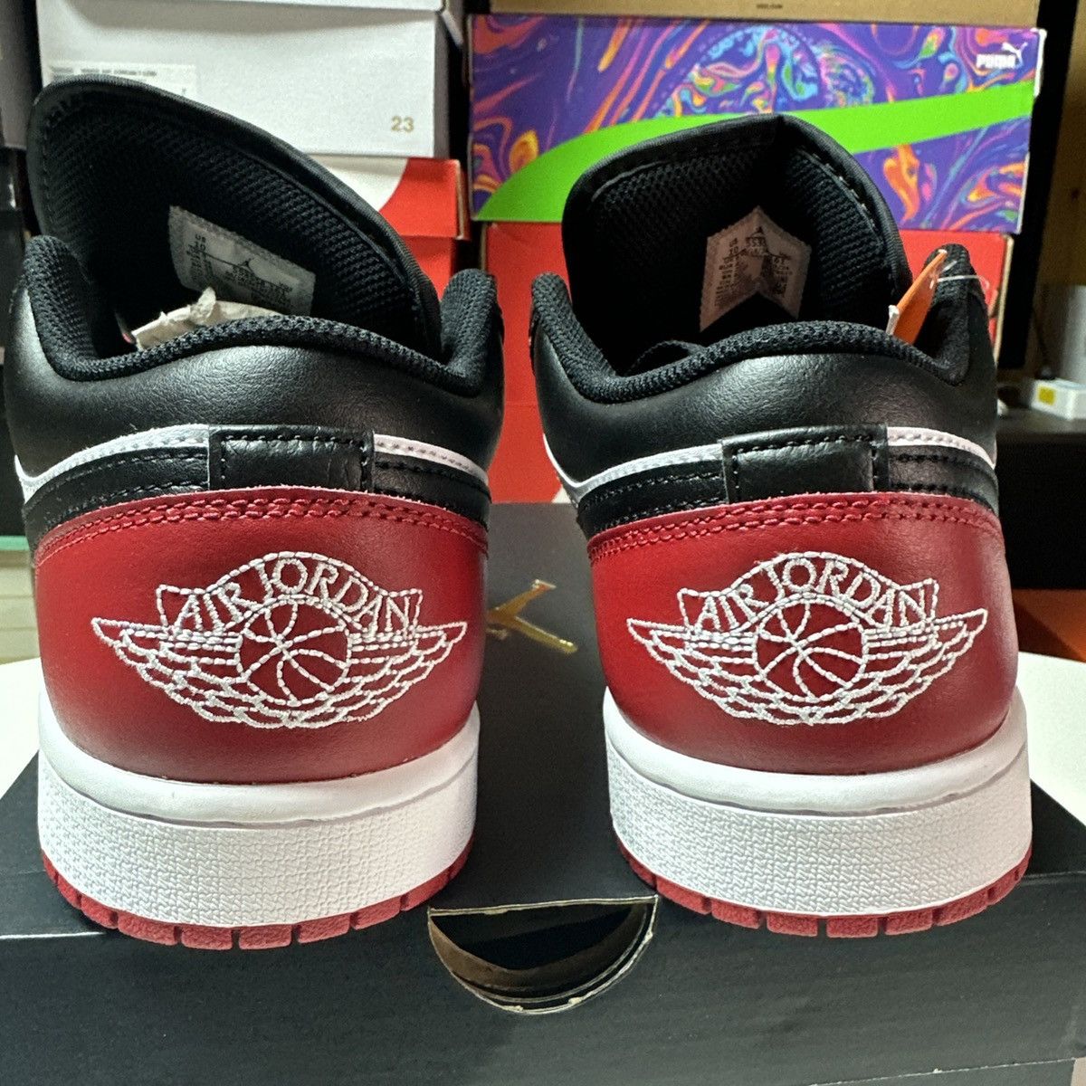 Nike New 553558-161 Mens Air Jordan Retro 1 Low Bred Toe 2.0 Size US 10 / EU 43 - 7 Thumbnail