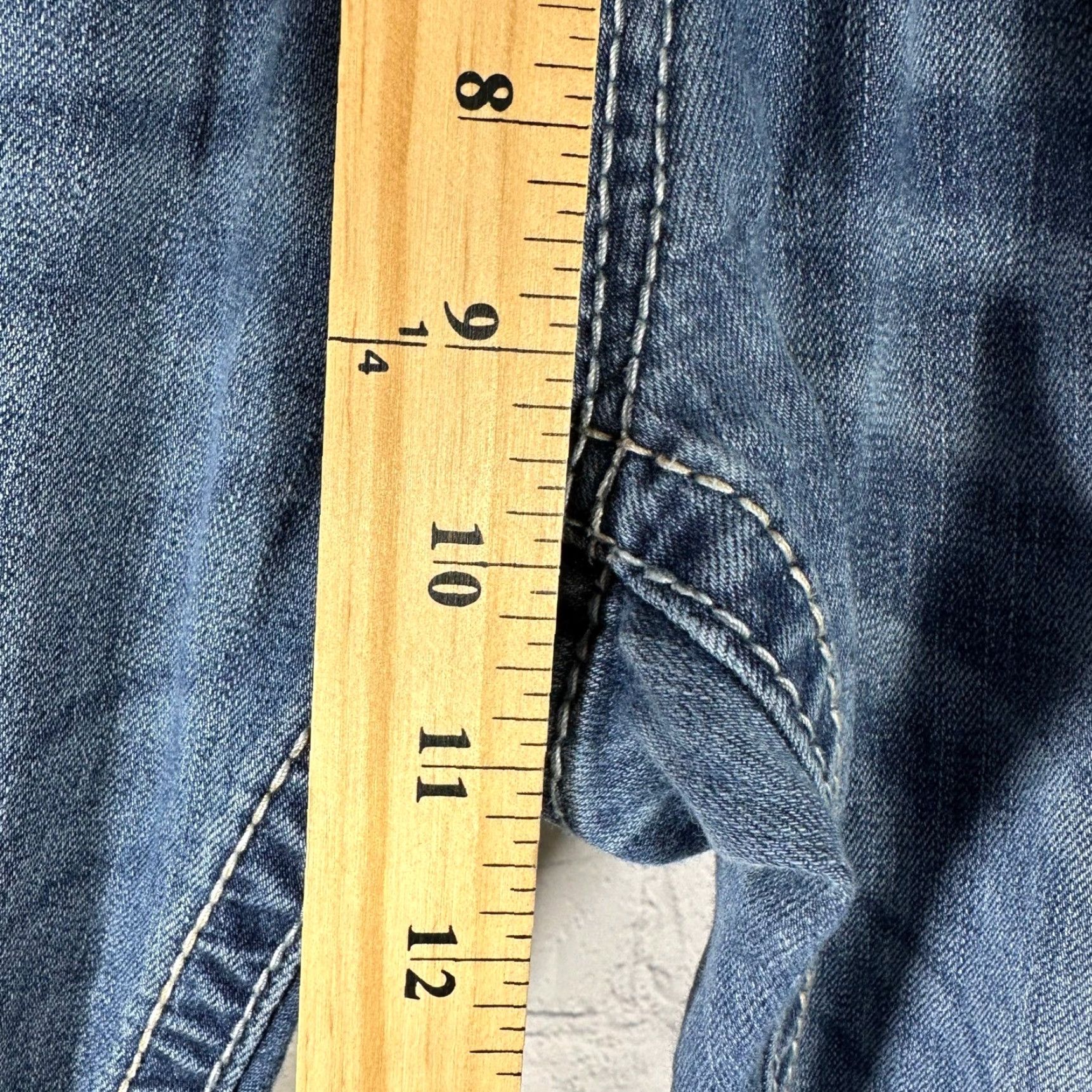 Vintage Rock Revival Jeans 34 Men Straight Denim Blue 5-Pocket Embroidered Distressed Logo Patch Leather Ride Biker Mid Lift 32 Inseam Mens Size US 34 / EU 50 - 3 Thumbnail
