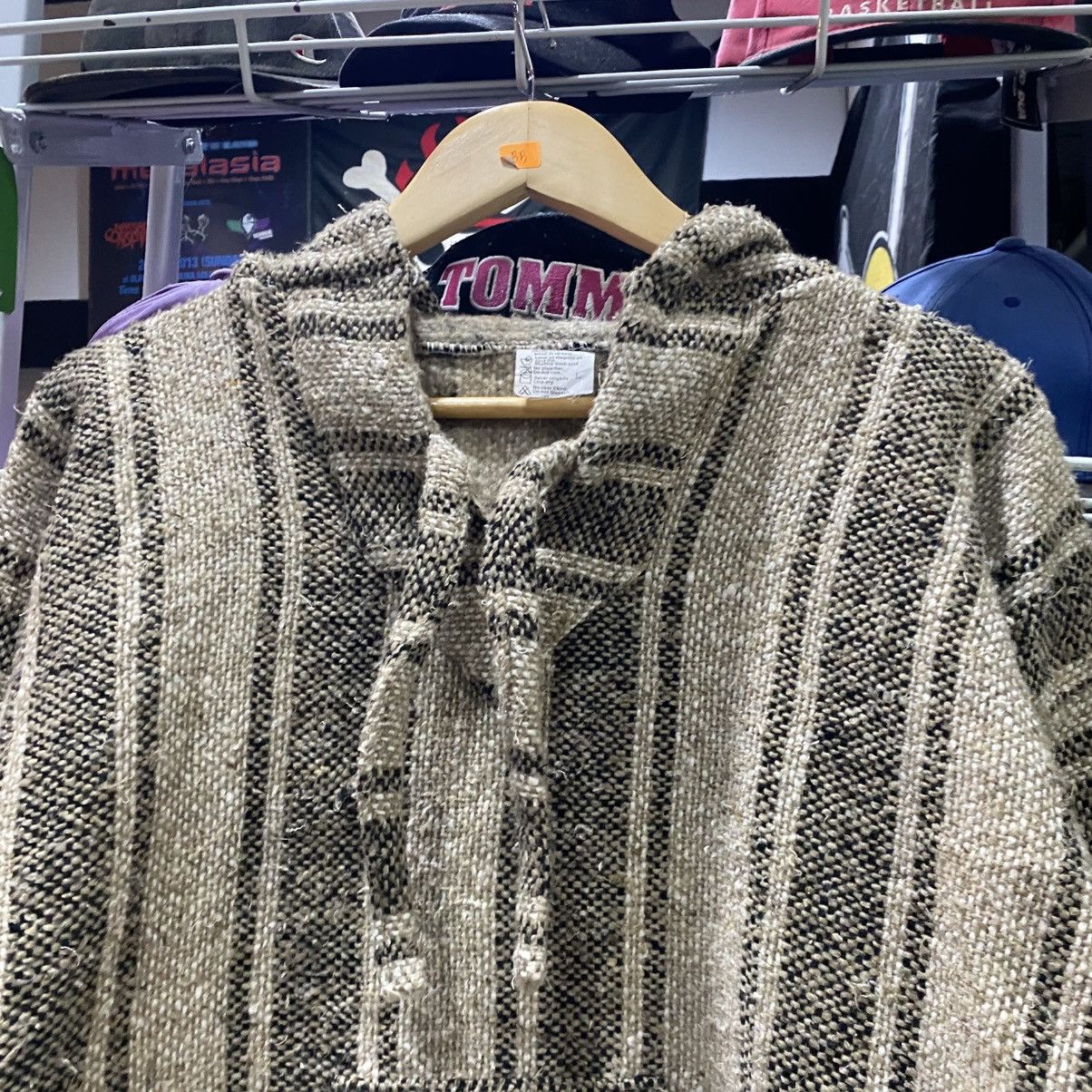Vintage Vintage Baja Hoodie Drug Rug Blanket Hoodie Surf 80s 90s Size US L / EU 52-54 / 3 - 8 Thumbnail
