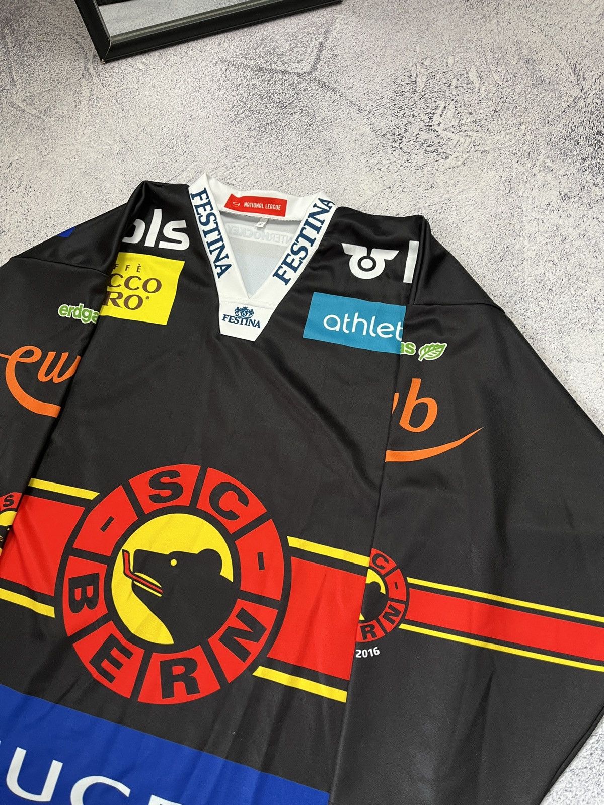 NHL SC Bern Switzerland Ice Hockey Jersey Peugeot Big Logo Rare Size US XXL / EU 58 / 5 - 2 Thumbnail