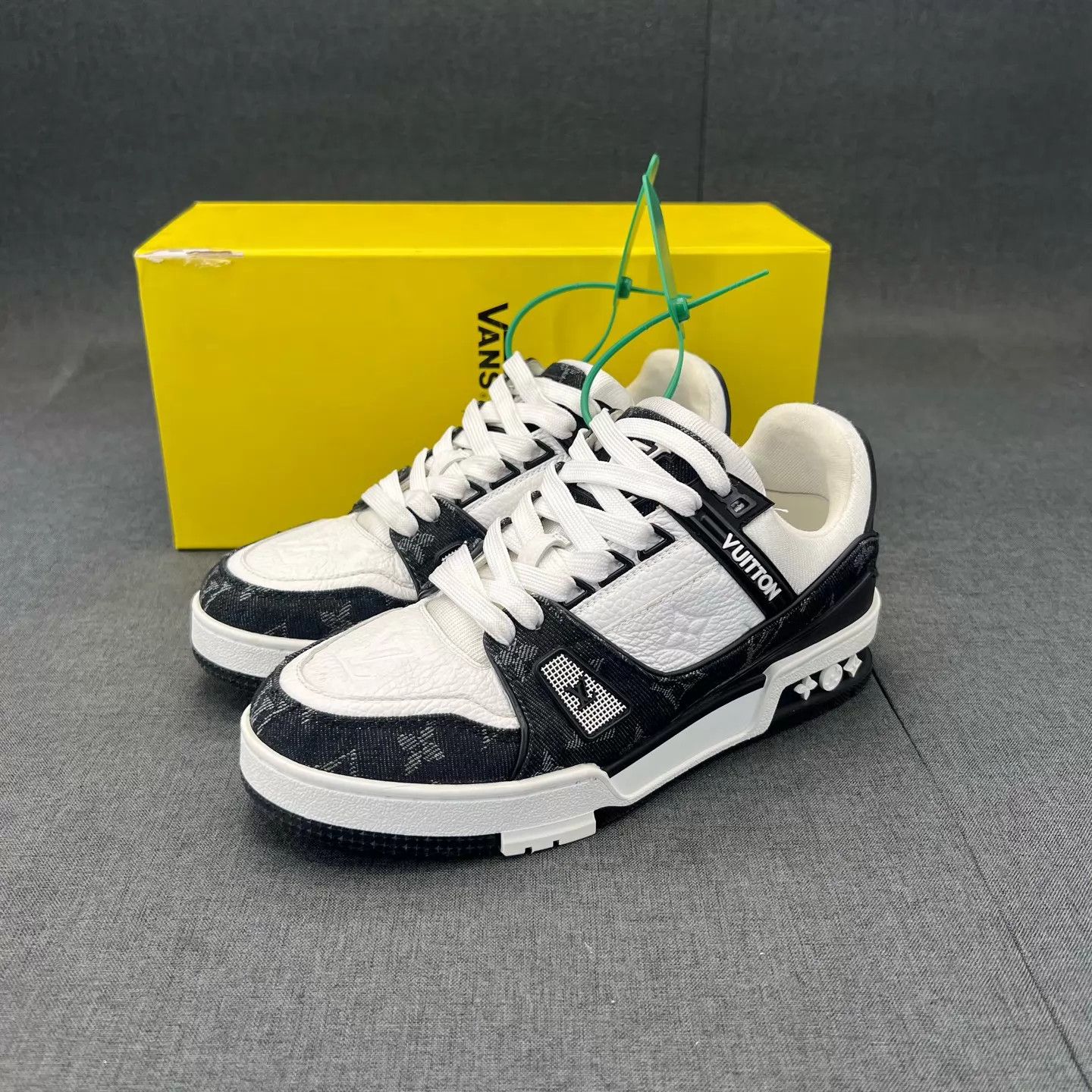 Louis Vuitton LV Trainer Black & White Denim 37.5 Like New Size US 7 / IT 37 - 1 Thumbnail