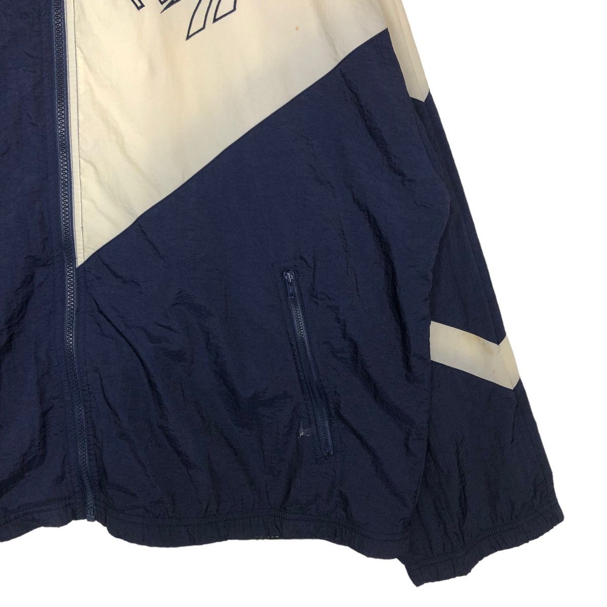 Japanese Brand 🔥Vintage Bomber Jacket Reebok Big Logo Over Print Size US L / EU 52-54 / 3 - 5 Thumbnail