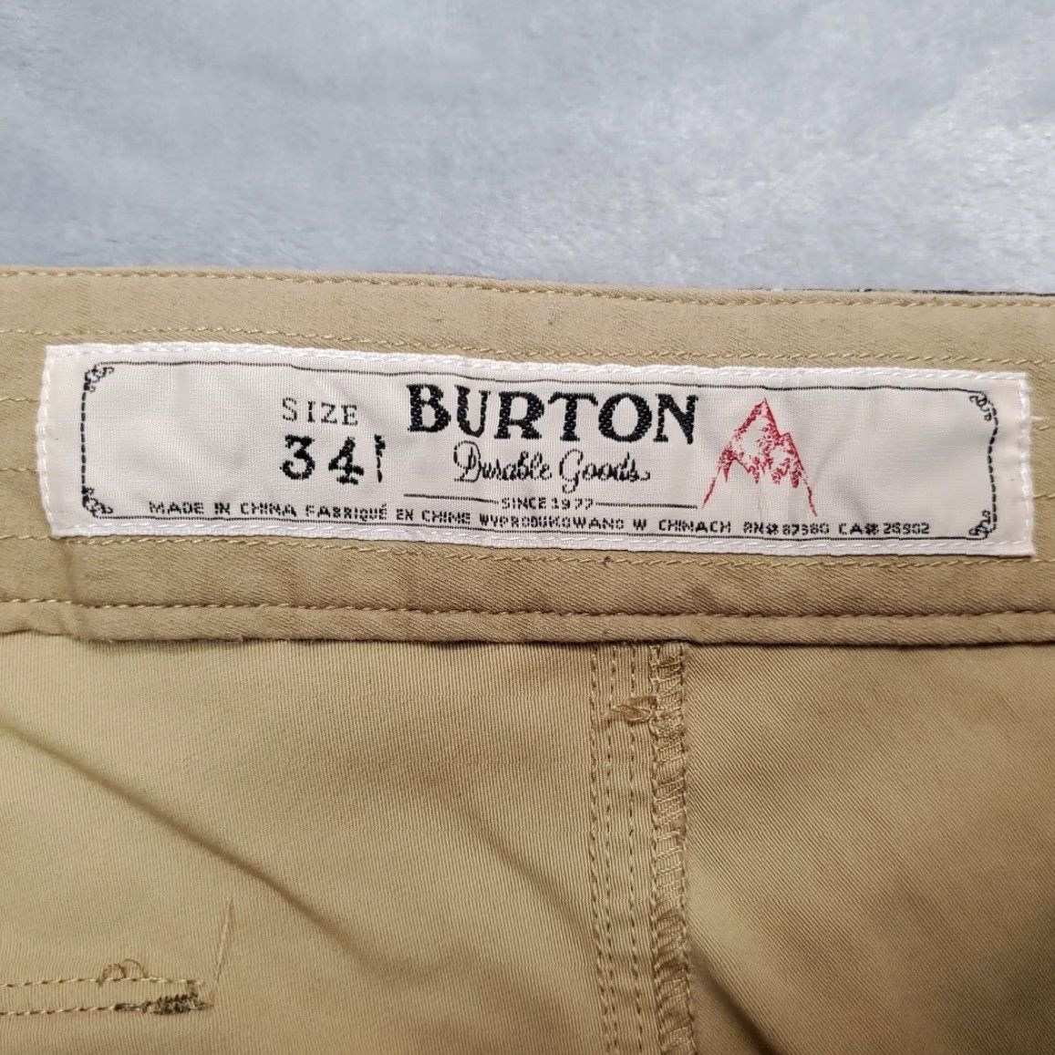 Burton Burton Shorts Mens 34 Tan MB Moxie Hybrid Drawstring Cargo Pocket Board Surf Bermuda Beige Quick Dry Zip Pocket Logo Men 34 Mens Size US 34 / EU 50 - 4 Thumbnail