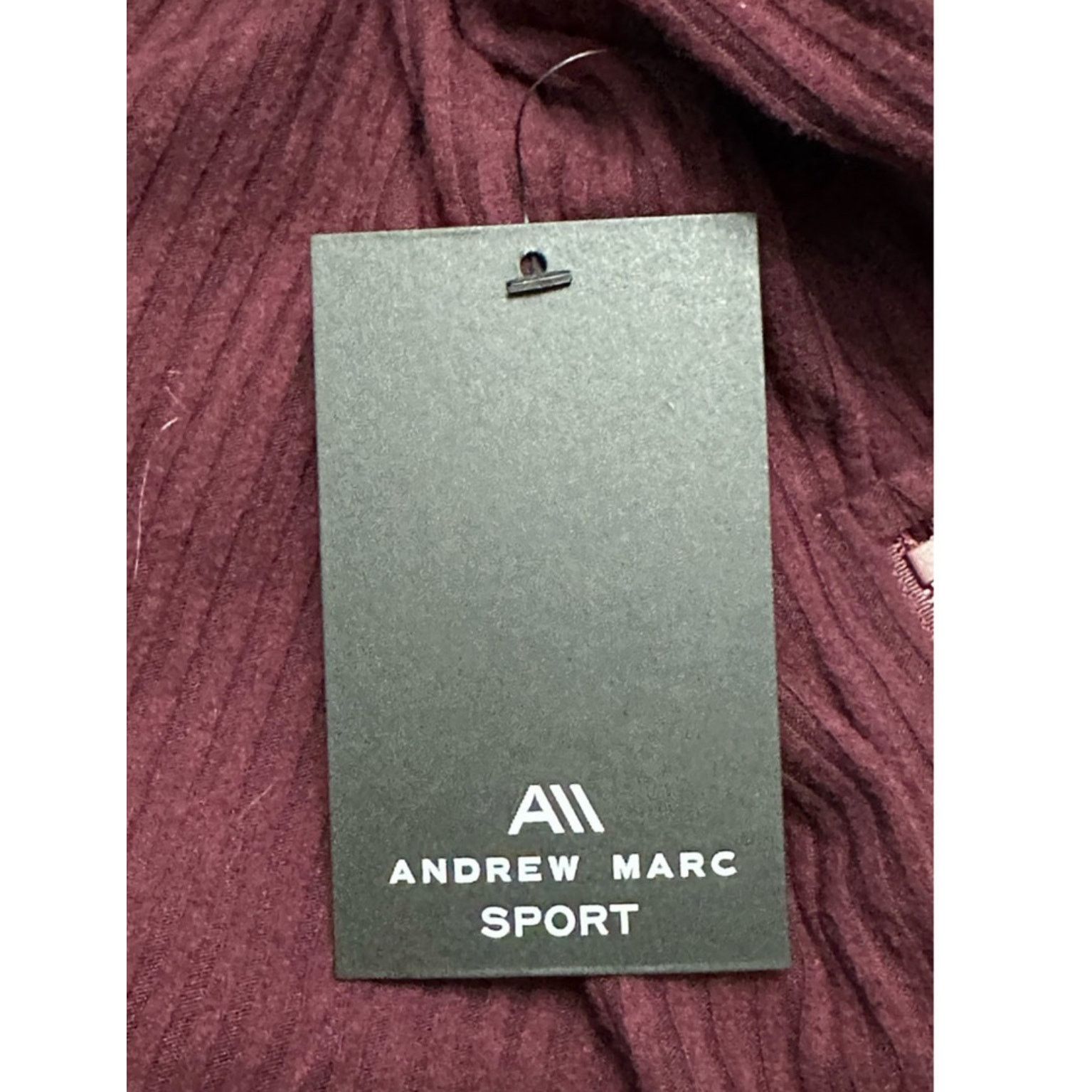 Andrew Marc Andrew Marc Sport Turtle Neck Zipper Ribbed Burgundy L NWT Size L / US 10 / IT 46 - 9 Thumbnail