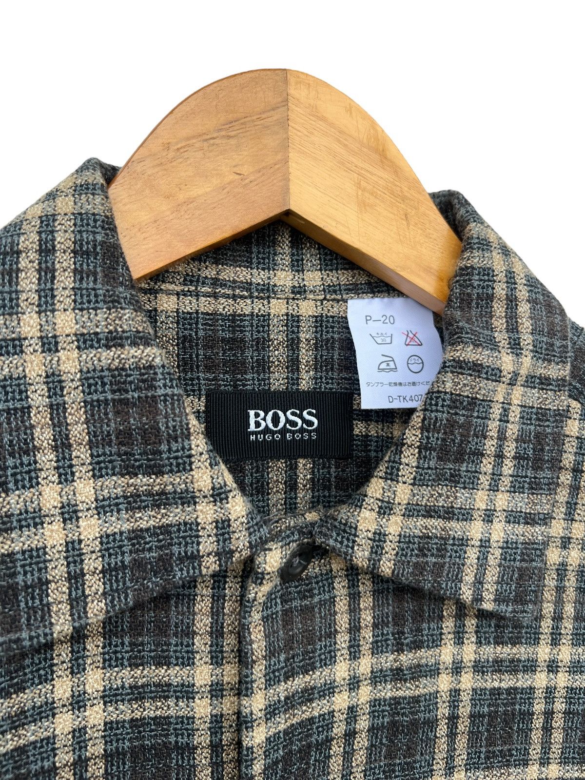 Hugo Boss × Vintage Vintage Hugo Boss Brown Checkered Button Up Shirt Size US XL / EU 56 / 4 - 4 Thumbnail
