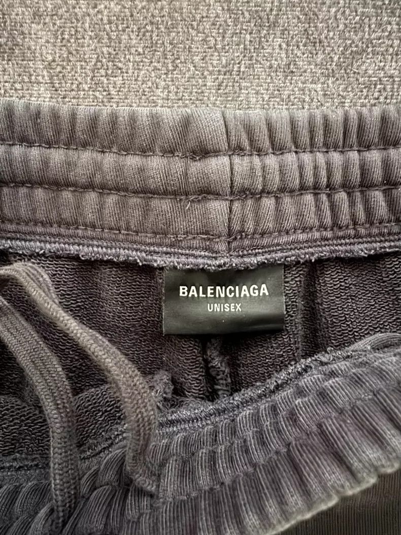 Balenciaga Balenciaga size XXS Washed black single-ring solid color b Size US 26 / EU 42 - 3 Thumbnail