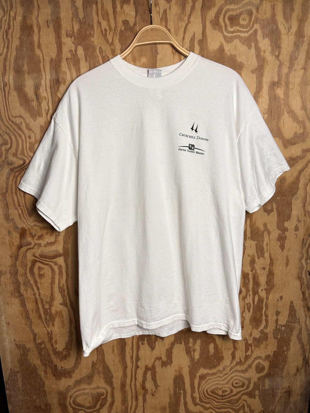 Designer White vintage Churchill Downs Horses racing tee Size US XL / EU 56 / 4 - 2 Thumbnail