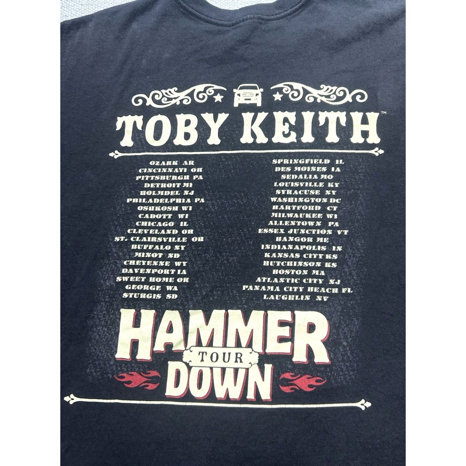 Vintage Toby Keith graphic t shirt hammer down tour country music band tee black XL Size US XL / EU 56 / 4 - 6 Thumbnail