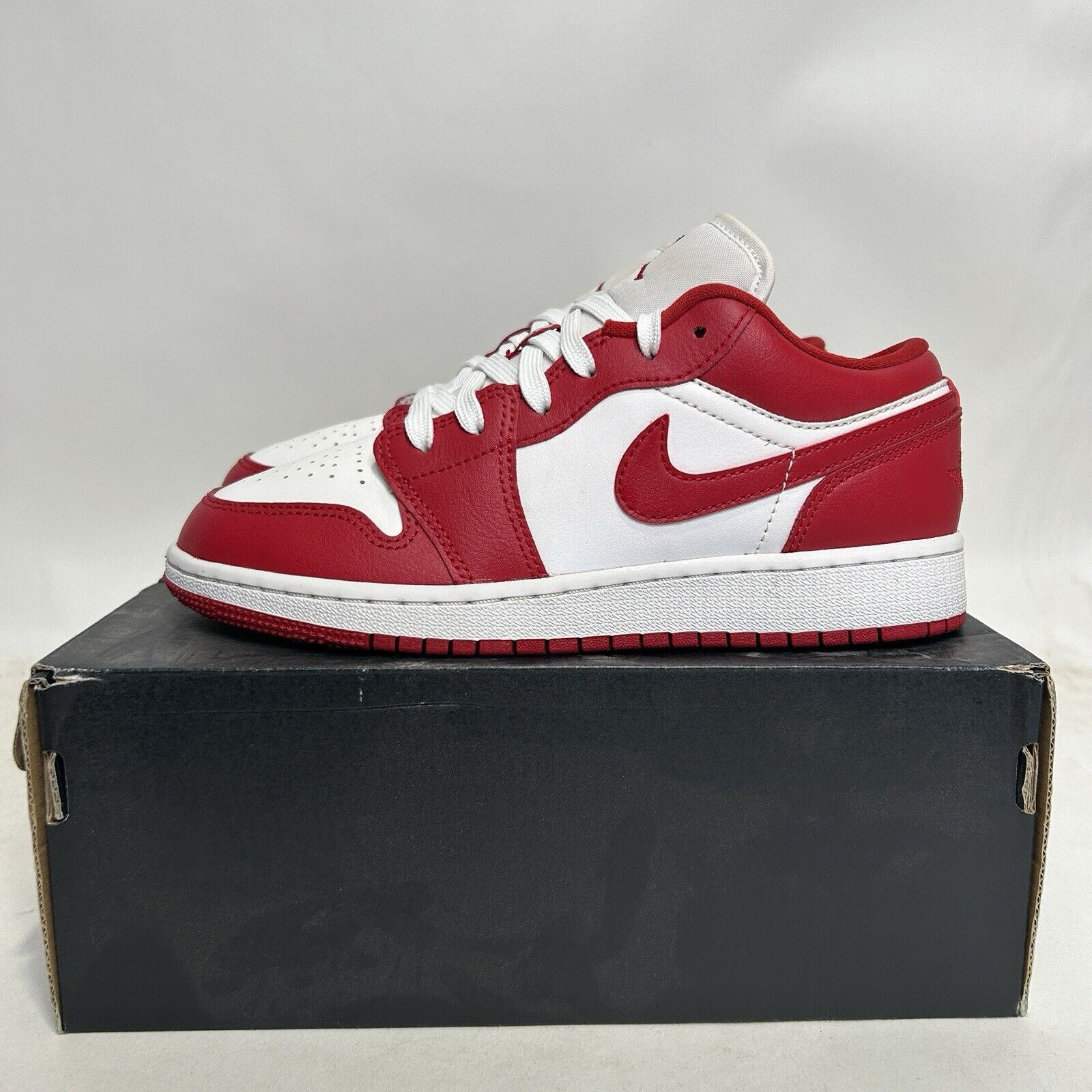Jordan Brand Nike Shoes Air Jordan 1 Low GS “Gym Red” 2024 Size US 6 / IT 36 - 6 Thumbnail