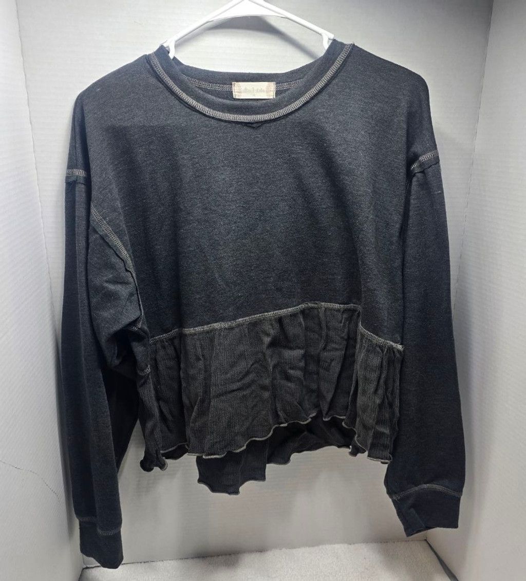 The Unbranded Brand Women's Altar'd State Charcoal Sweatshirt M Size M / US 6-8 / IT 42-44 - 1 Thumbnail