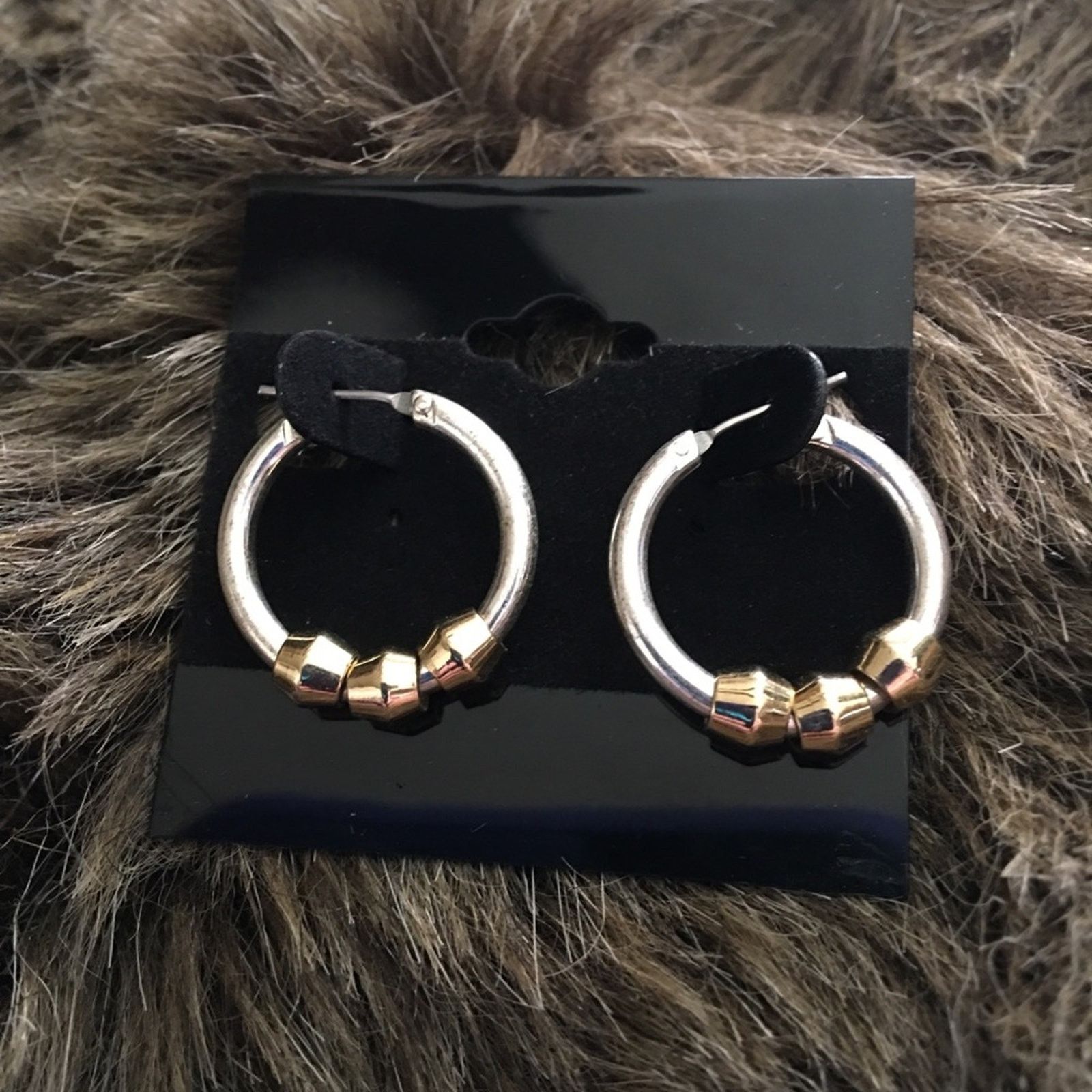 Vintage Vintage silver and gold tone hoop pierced earrings Size ONE SIZE - 2 Thumbnail