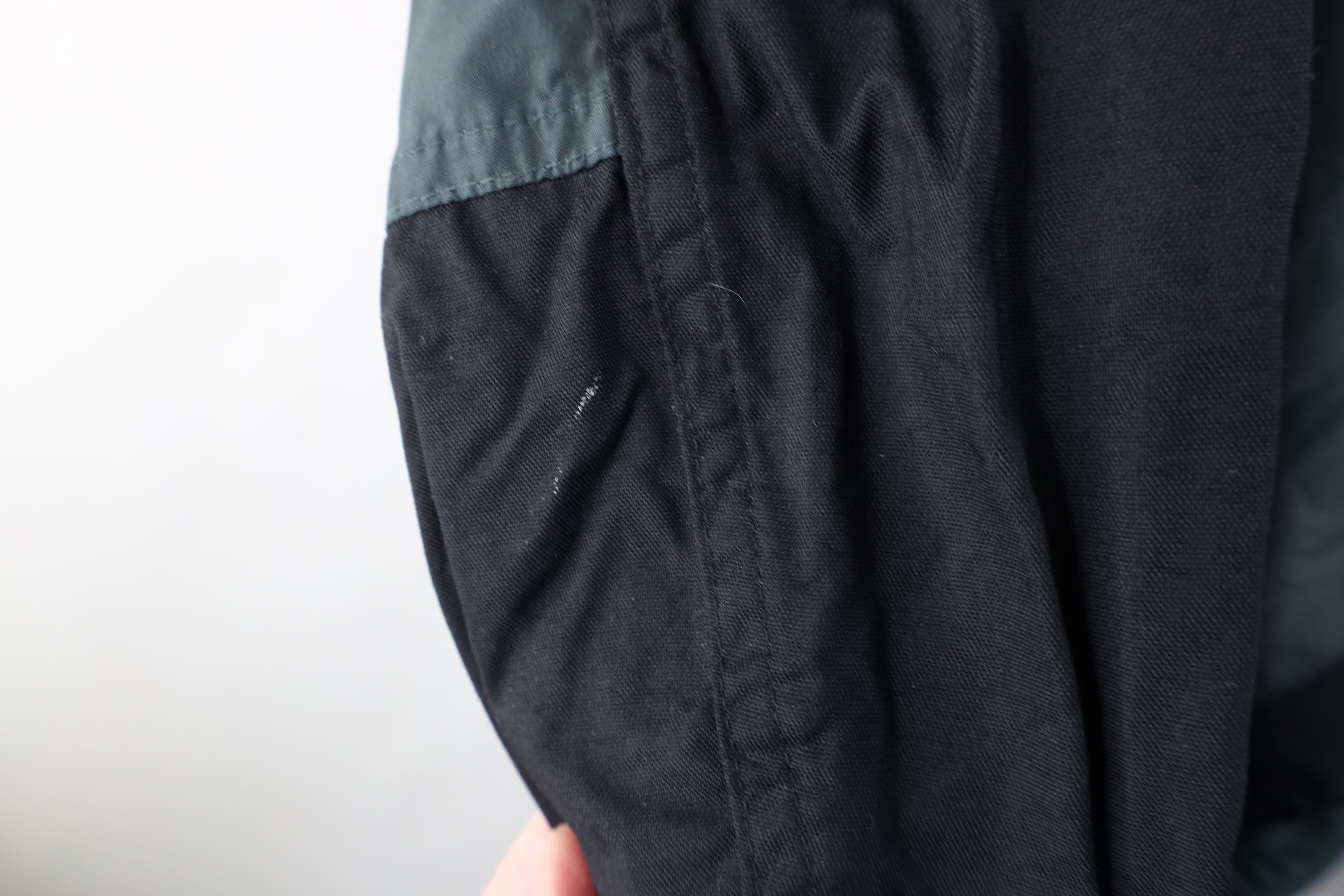 Mountain Hardwear Vintage Mountain Hardwear Packable Hooded Rain Jacket Size US L / EU 52-54 / 3 - 8 Thumbnail