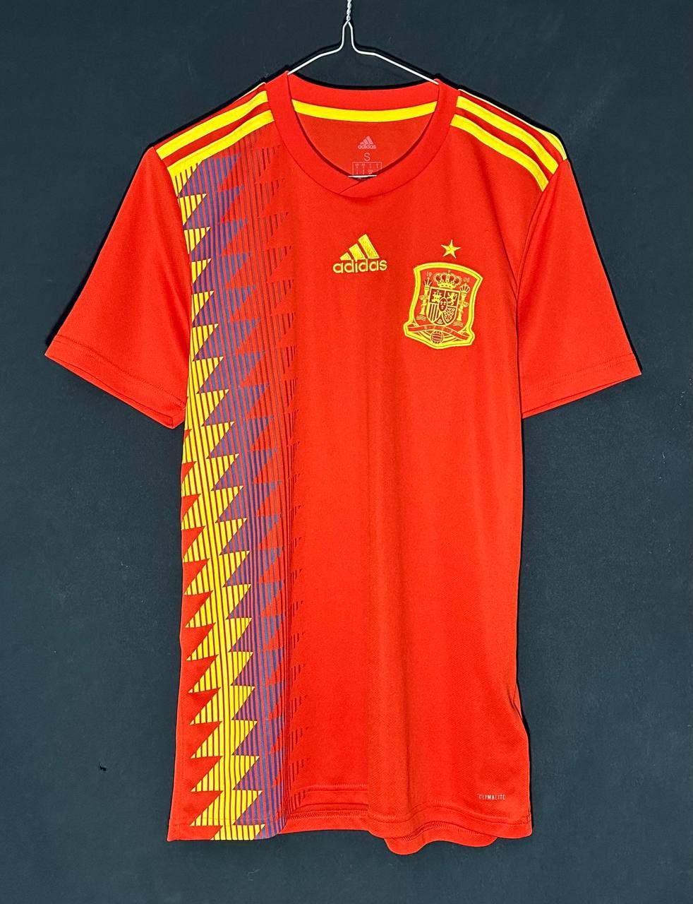 Adidas Spain Home Adidas 2017 Soccer Football shirt Jersey CX5355 Size US S / EU 44-46 / 1 - 1 Thumbnail