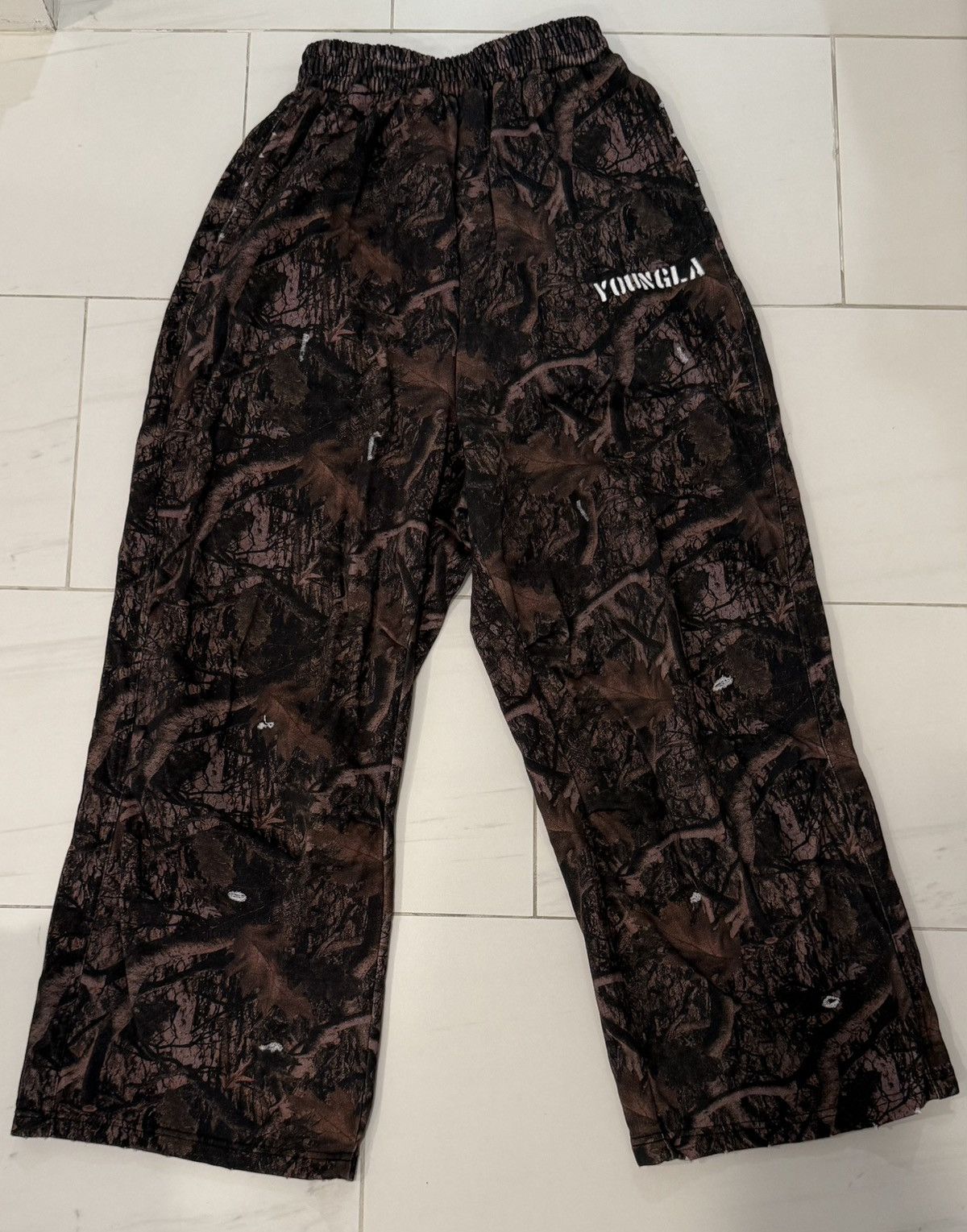 YoungLA YoungLA Dark Tree Camo Baggy Ass Sweats Size US 32 / EU 48 - 1 Thumbnail