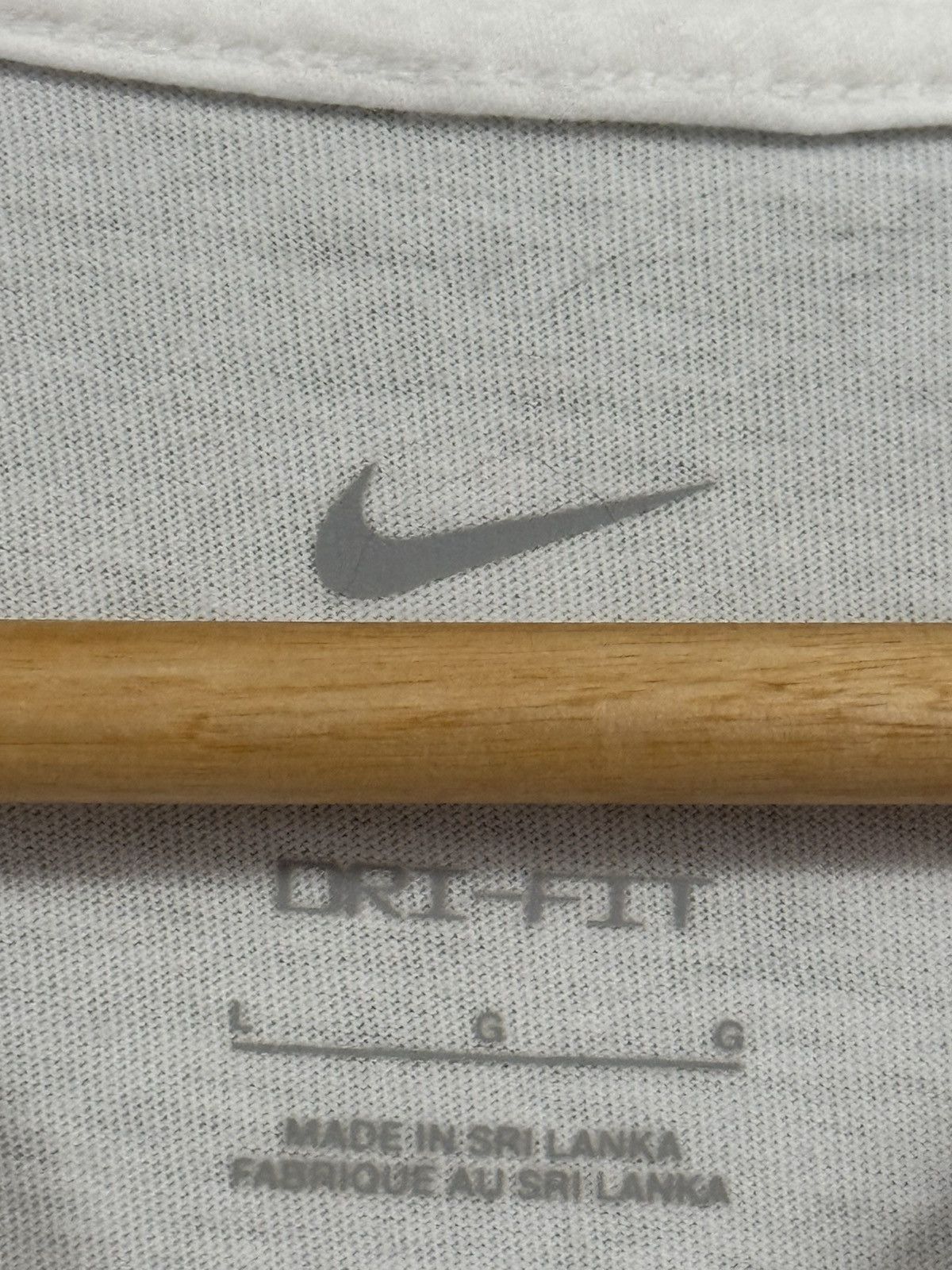 Nike Nike White Logo Extra Fall Retreat New York Leaves Tee Large Size US L / EU 52-54 / 3 - 5 Thumbnail