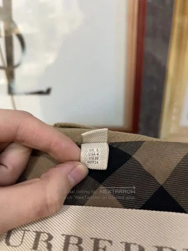 Burberry Burberry Women's Brown Wool Overcoat. Size M / US 6-8 / IT 42-44 - 4 Thumbnail