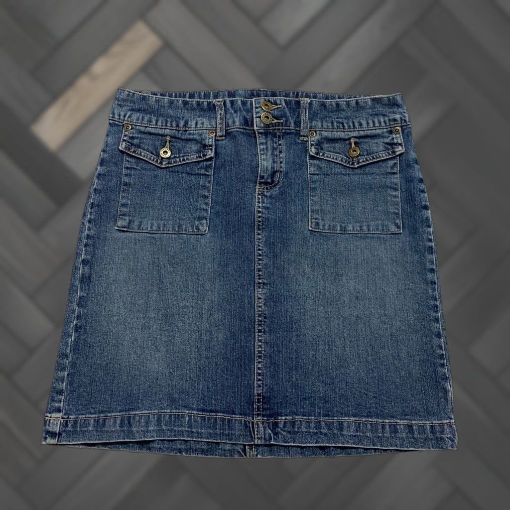 Liz Claiborne Liz Claiborne Axcess Denim Mini Skirt Blue Stretch Womens Size 6 Pockets Y2K Casual Preppy 90s? Size 28" / US 6 / IT 42 - 1 Thumbnail