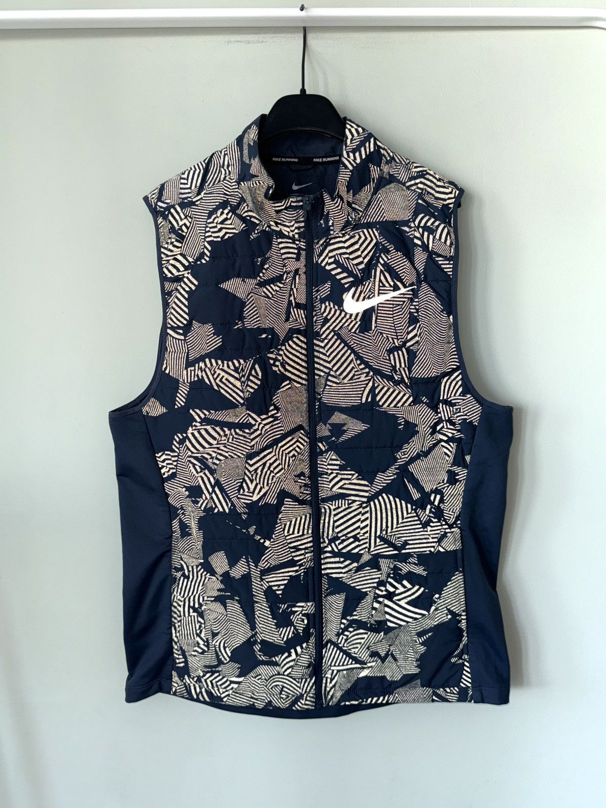 Nike Nike running flash reflective vest gilet Size US M / EU 48-50 / 2 - 1 Thumbnail