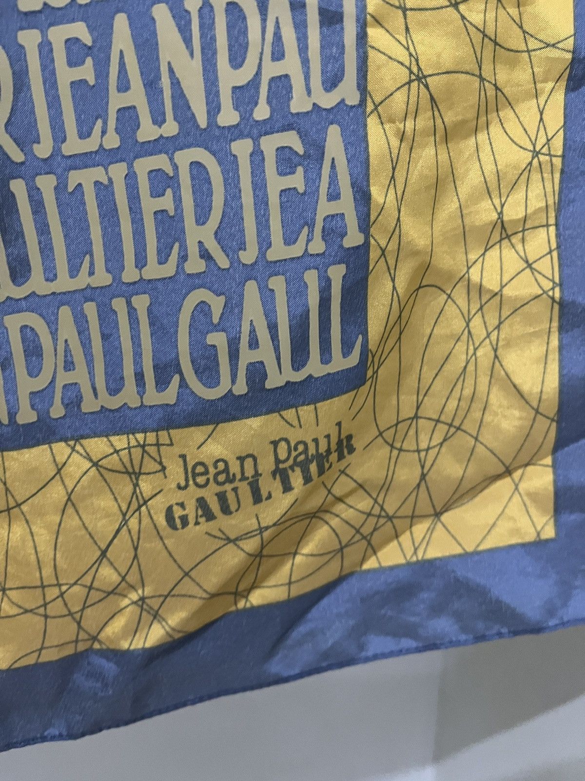 Jean Paul Gaultier Jean Paul Gaultier Large Scaft Shawl Size ONE SIZE - 2 Thumbnail