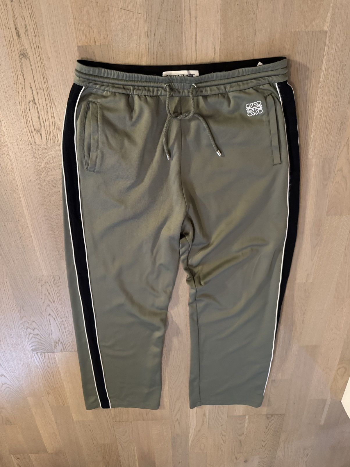 Loewe LOEWE joggers pants SEE REAL TAPE MEASUREMENTS IN PHOTOS Size US 31 - 4 Thumbnail