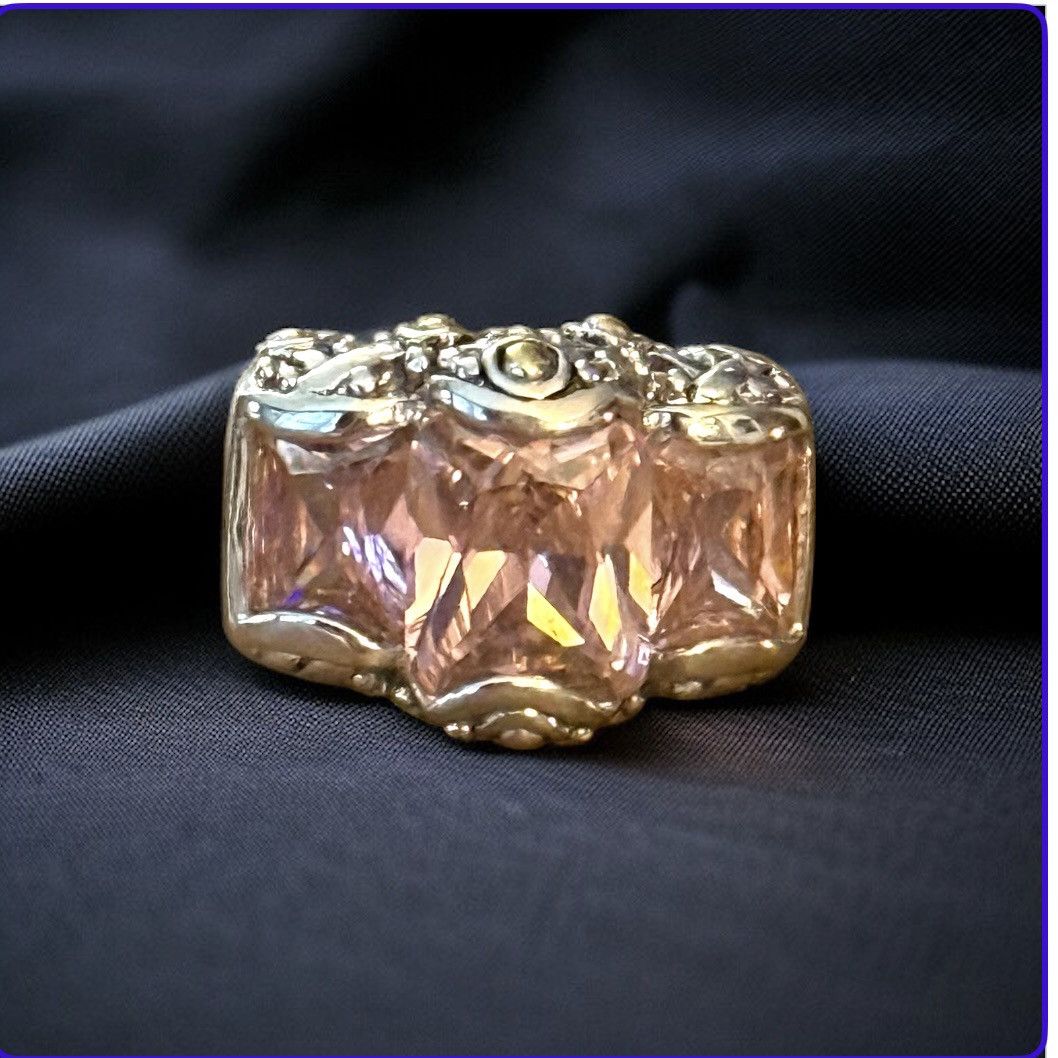 Vintage Vintage 18KGE white gold pink gemstone statement ring Size ONE SIZE - 1 Thumbnail