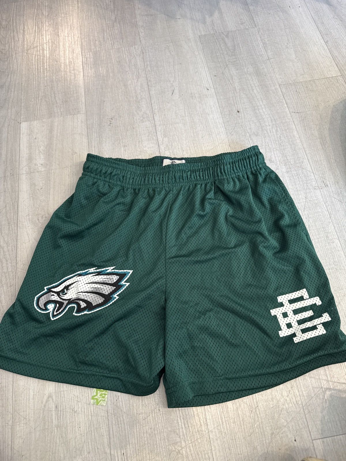 Eric Emanuel × NFL Eric Emanuel x NFL eagles green shorts Size US 36 / EU 52 - 1 Thumbnail