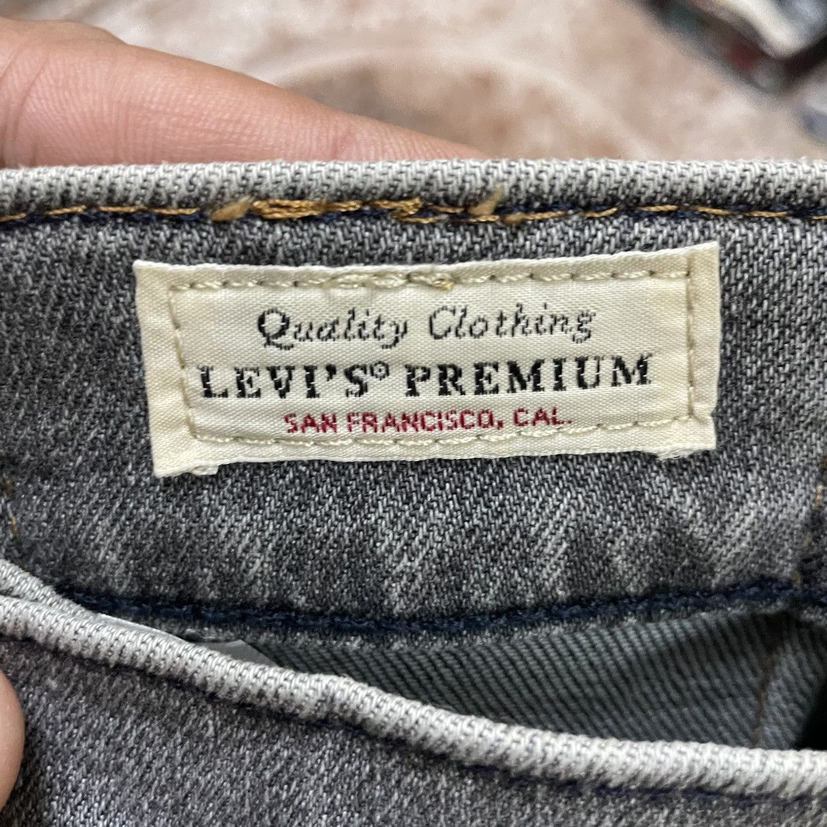 Levi's Vintage Clothing 🔥Vintage Levis 505 Big E Repro Stoned Washed Distress Jeans Size US 30 / EU 46 - 15 Thumbnail
