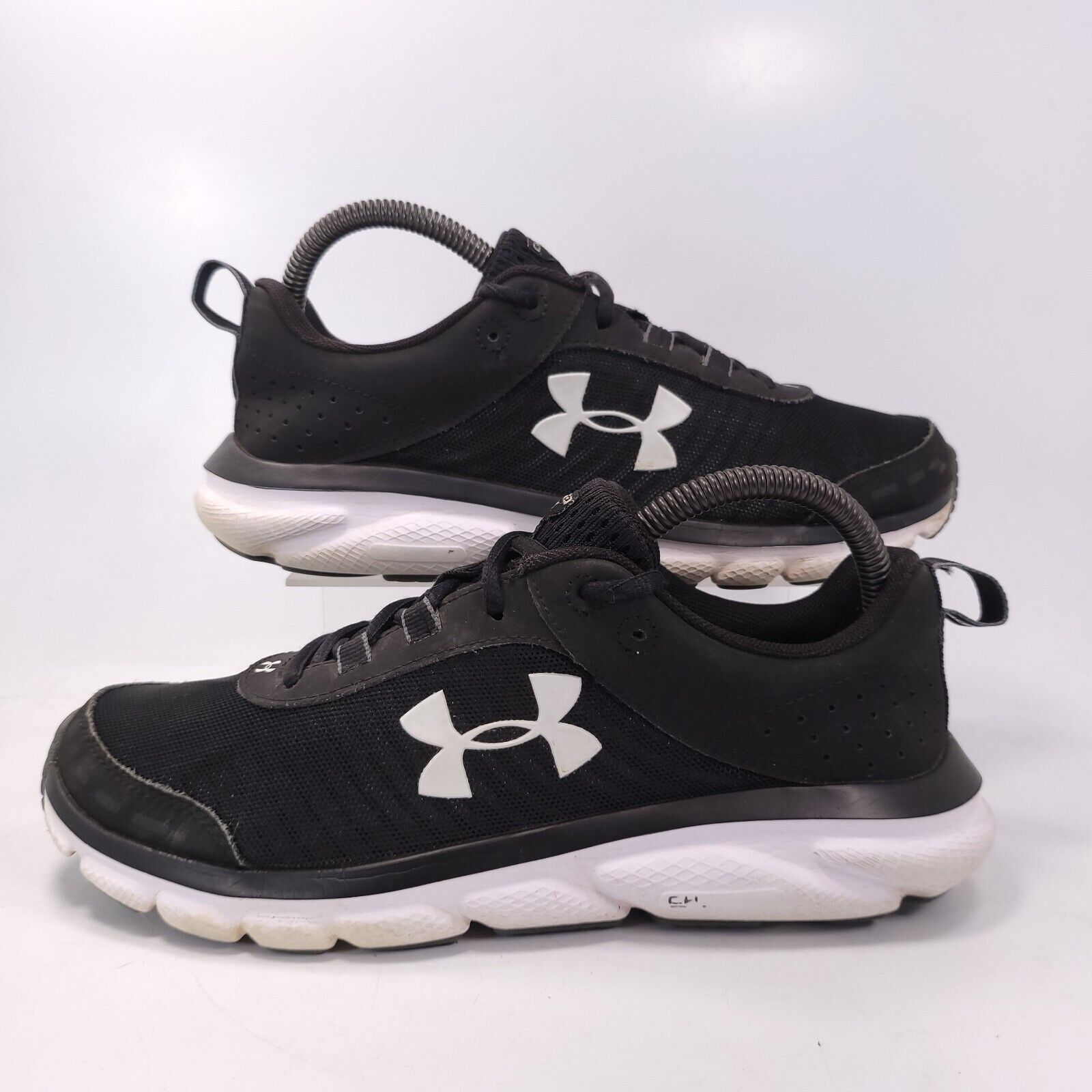 Under Armour Under Armour Charged Assert 8 Shoe Womens Size 8 3021972-001 Size US 8 / IT 38 - 5 Thumbnail