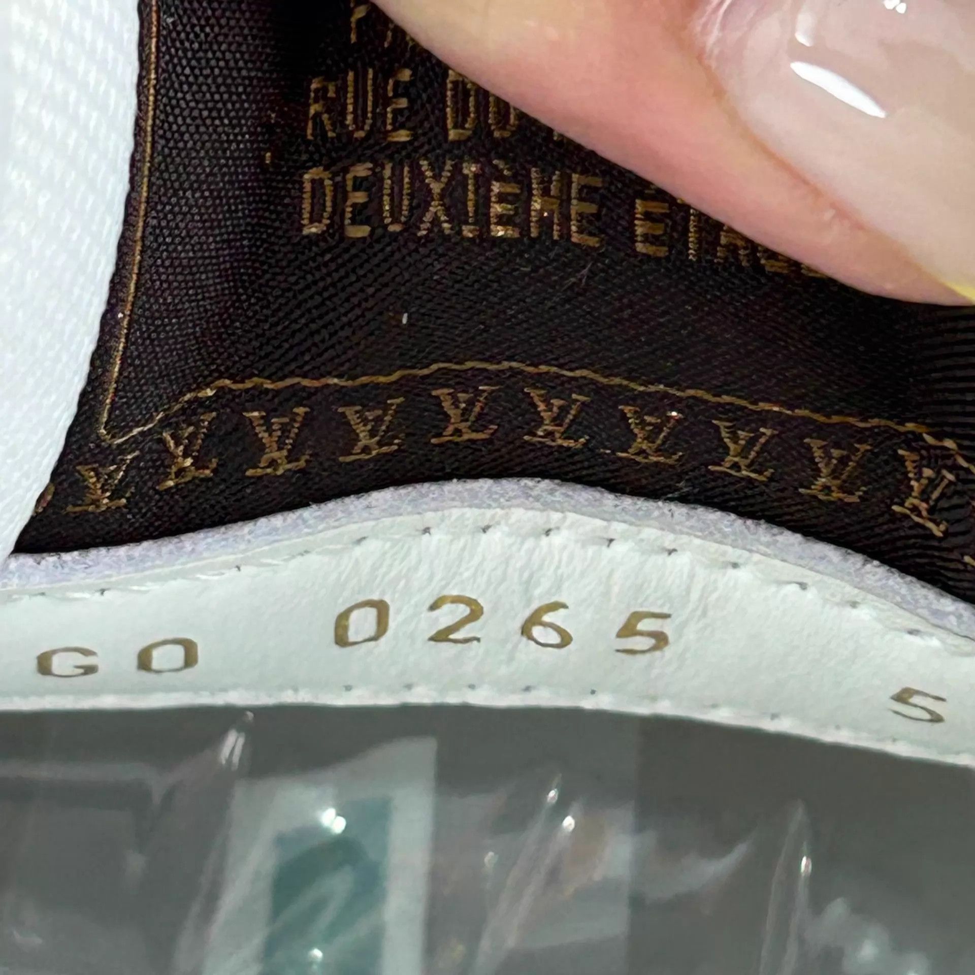 Louis Vuitton LV Yellow Monogram Casual Shoes 39 UK5 Size US 6 / EU 39 - 7 Thumbnail
