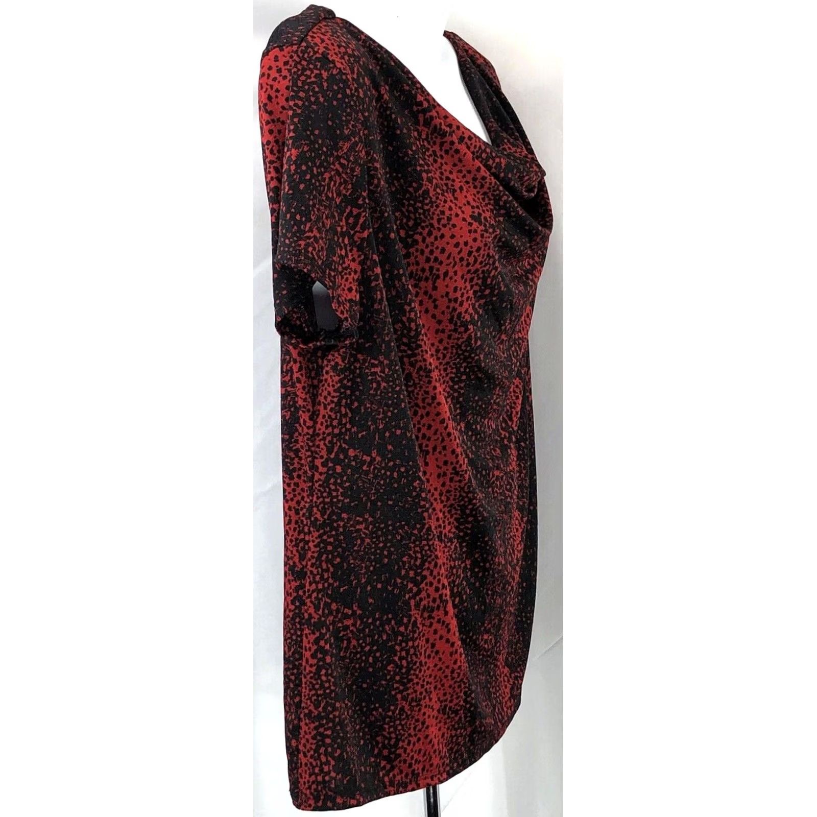Vintage Jaclyn Smith Blouse Shirt Women L Red Animal Print Short Sleeve Cowl Neck Stretch Retro Geometric" Size L / US 10 / IT 46 - 3 Thumbnail