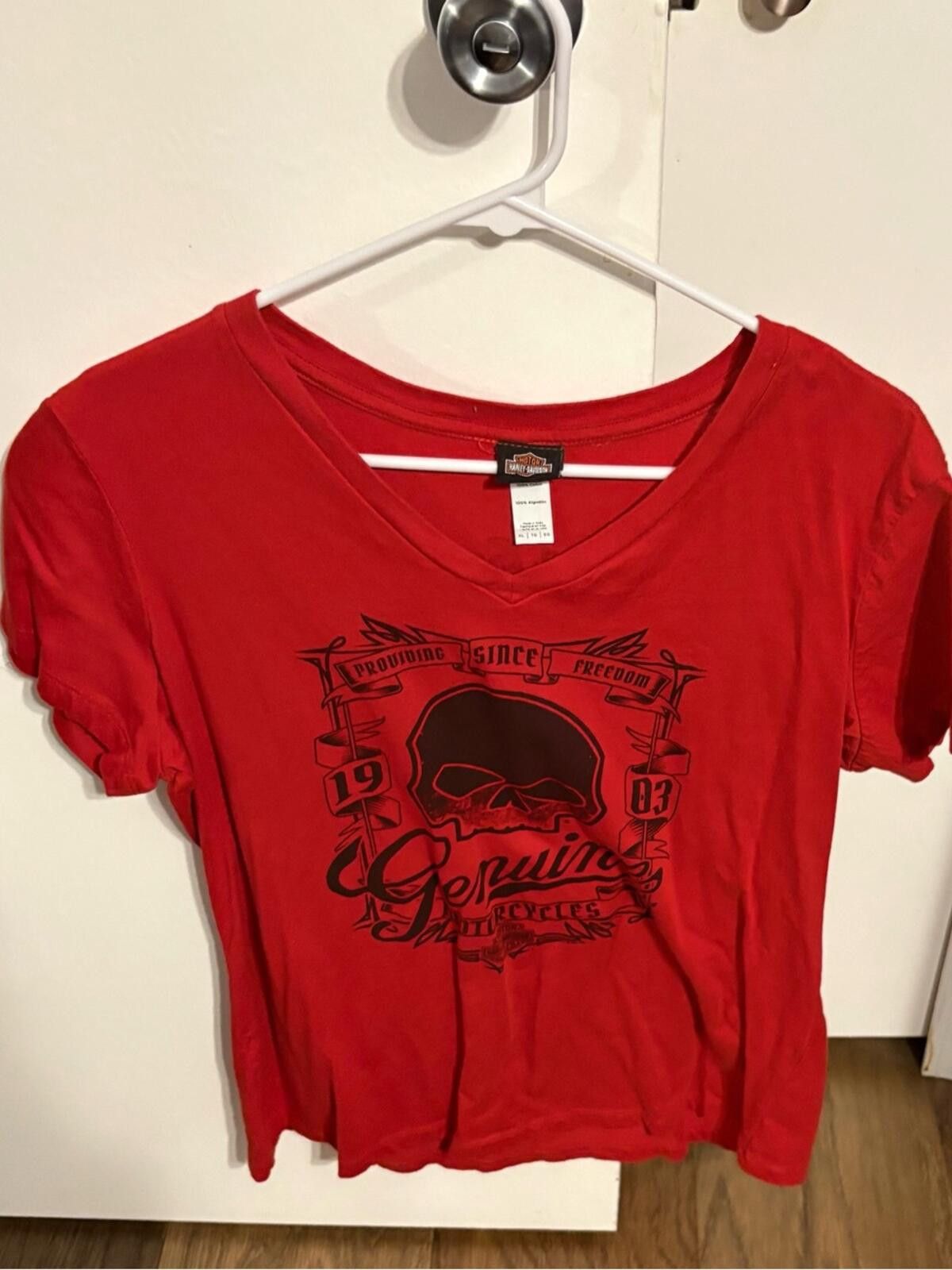 Harley Davidson Harley-Davidson San Benito TX Red V-Neck Skull Graphic Tee Size XL / US 12-14 / IT 48-50 - 1 Thumbnail