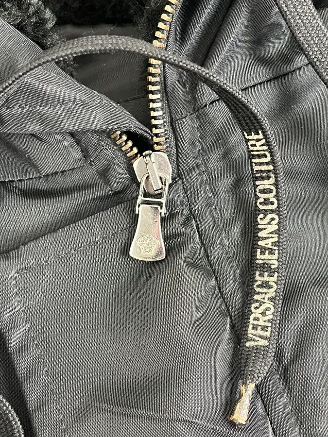 Versace AW2003 Versace Black Fur Zip Hood Aviator Bomber Jacket Size US L / EU 52-54 / 3 - 11 Thumbnail