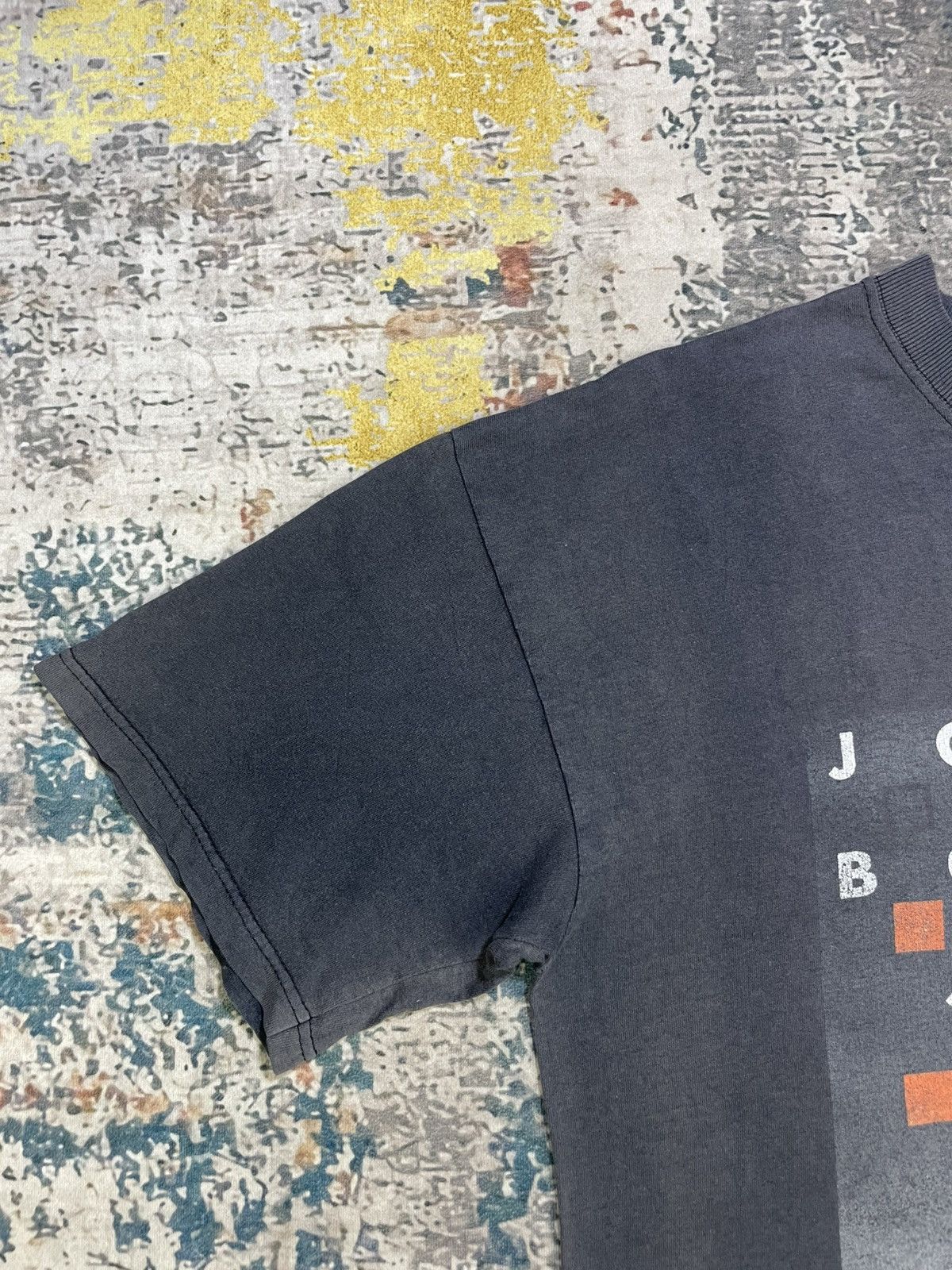 Bon Jovi Vintage Bon Jovi 2000 Crush Tour Album Shirts Size US L / EU 52-54 / 3 - 4 Thumbnail