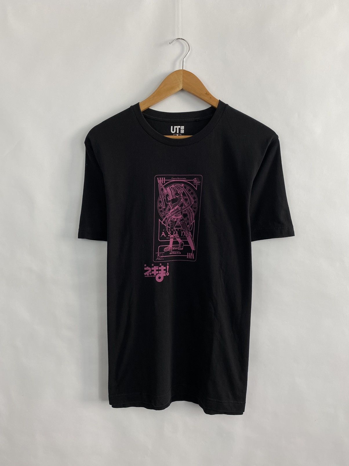 Uniqlo 🇯🇵 Uniqlo Asuna Rare T-Shirt Hype Y2K Size US M / EU 48-50 / 2 - 2 Thumbnail