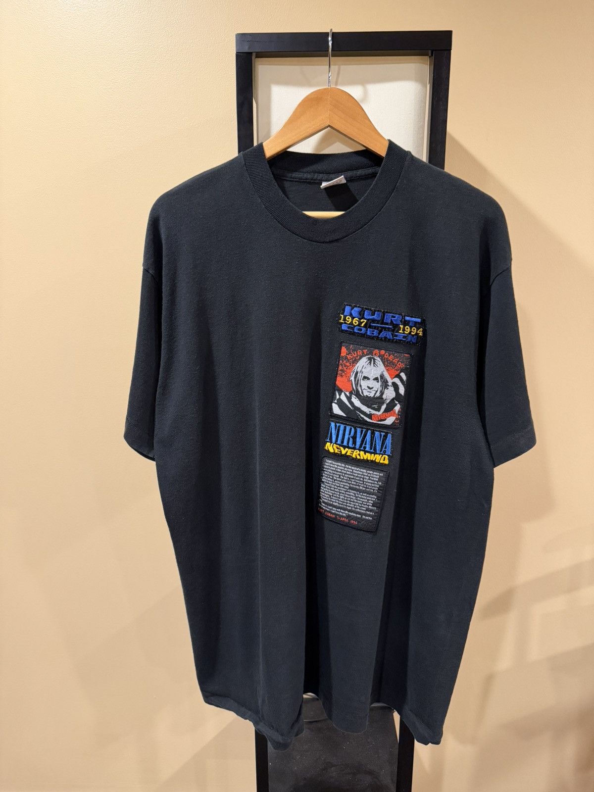 Vintage Vintage Kurt Cobain Nirvana Memorial Big Face / Patches Tee Size US XL / EU 56 / 4 - 15 Thumbnail