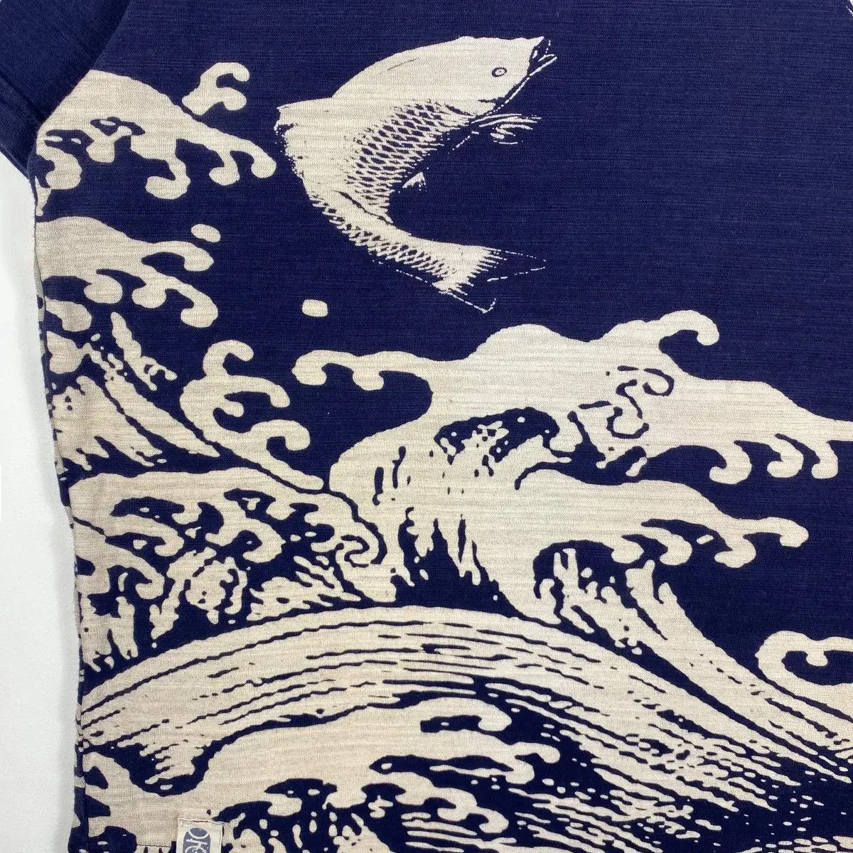 Indigo × Japanese Brand Japanese Traditional Indigo Great Wave Graphic Tee Shirt Size US L / EU 52-54 / 3 - 2 Thumbnail