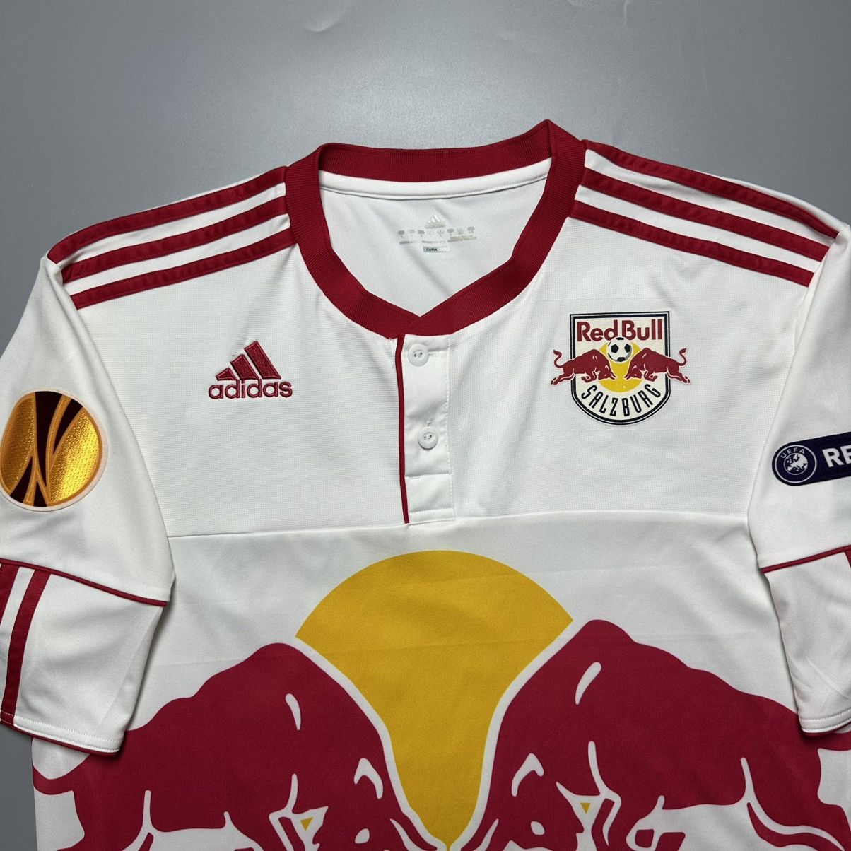 Vintage RED BULL SALZBURG ADIDAS 2011/2012 SOCCER JERSEY #23 SEKAGYA Size US L / EU 52-54 / 3 - 4 Thumbnail