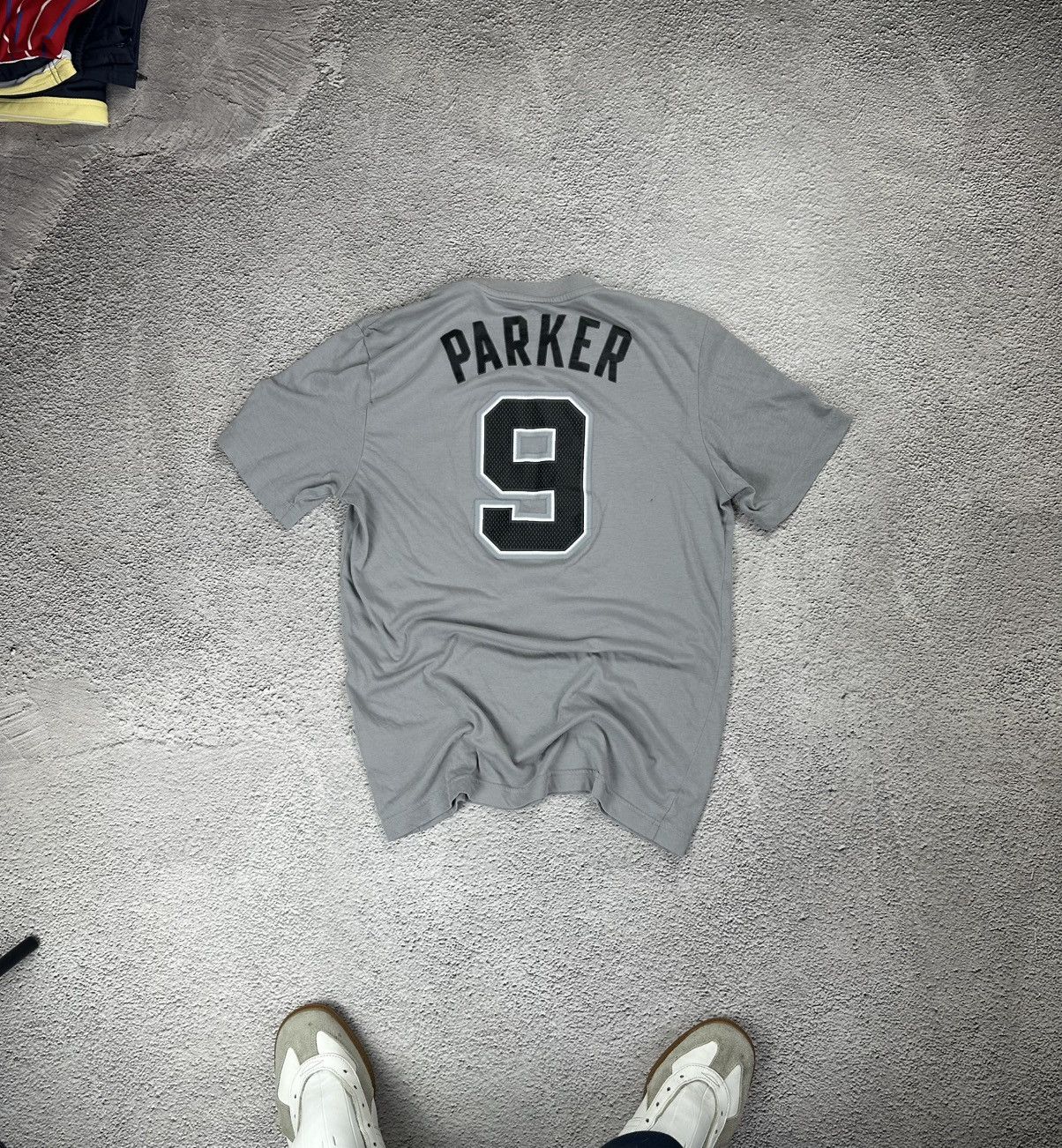 Adidas Vintage Adidas NBA Spurs Parker 9 Soccer Jersey Y2K Style Size US M / EU 48-50 / 2 - 2 Thumbnail
