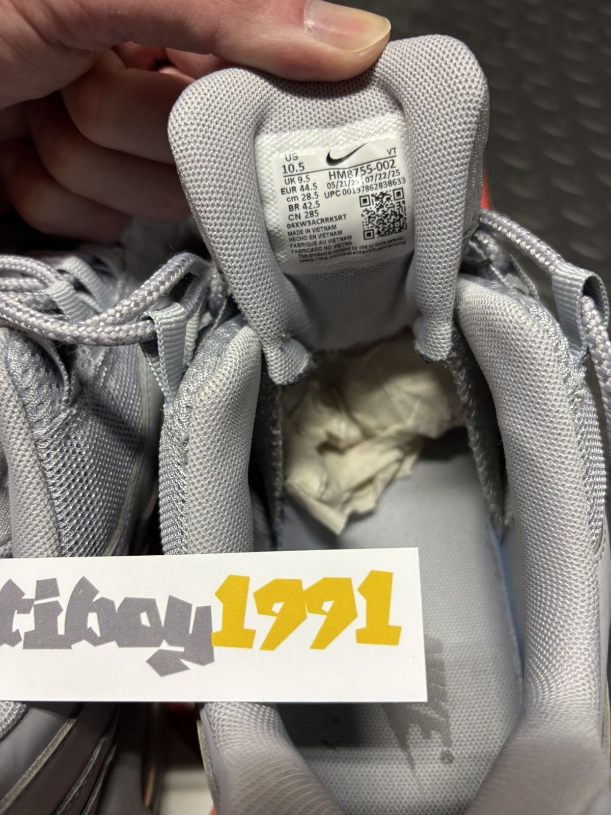 Nike Nike Air Max 95 OG ”Wolf Grey” 2025 Size 10.5 Size US 10.5 / EU 43-44 - 4 Thumbnail