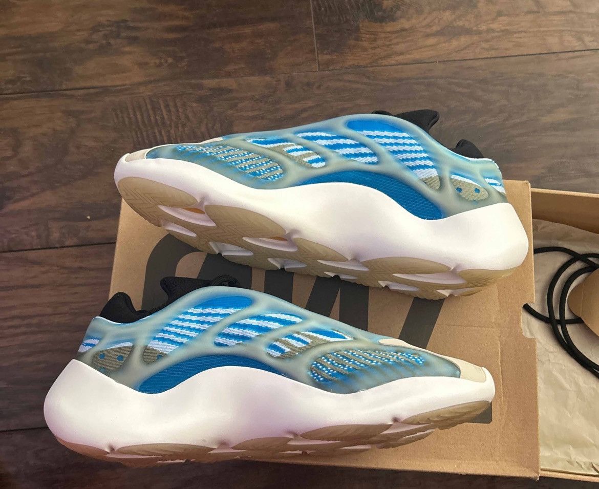 Yeezy Yeezy 700 v3 azareth Size US 12 / EU 45 - 4 Thumbnail