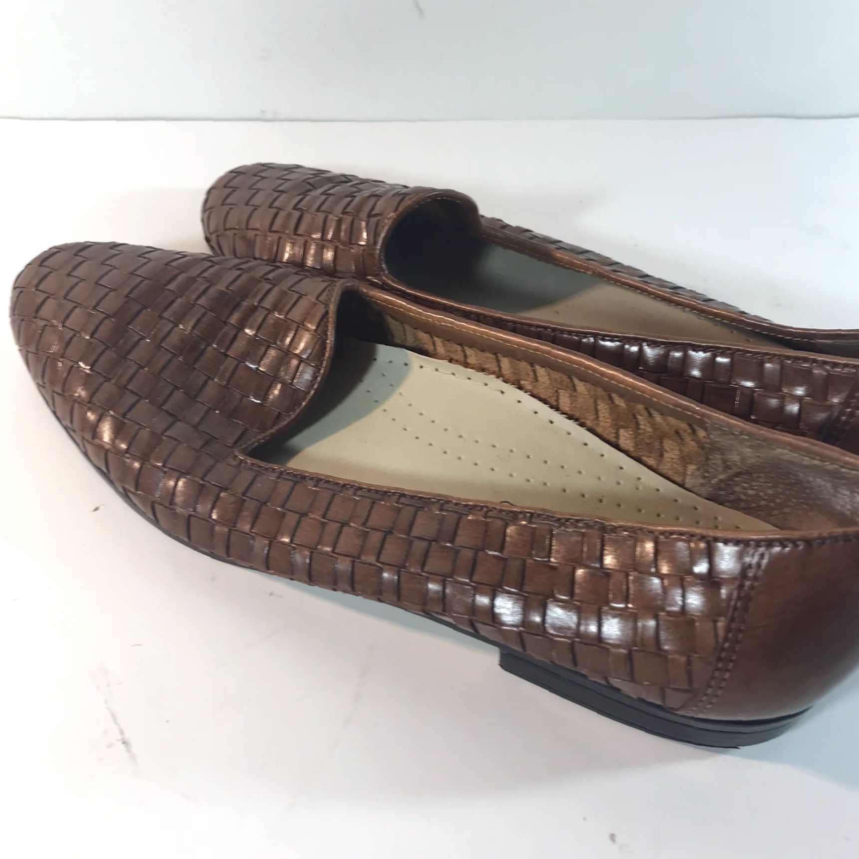 Vintage Trotters Women’s Leather Loafers Size 9N Brown Basket Weave Casual Comfort Slip On Size US 9 / IT 39 - 4 Thumbnail