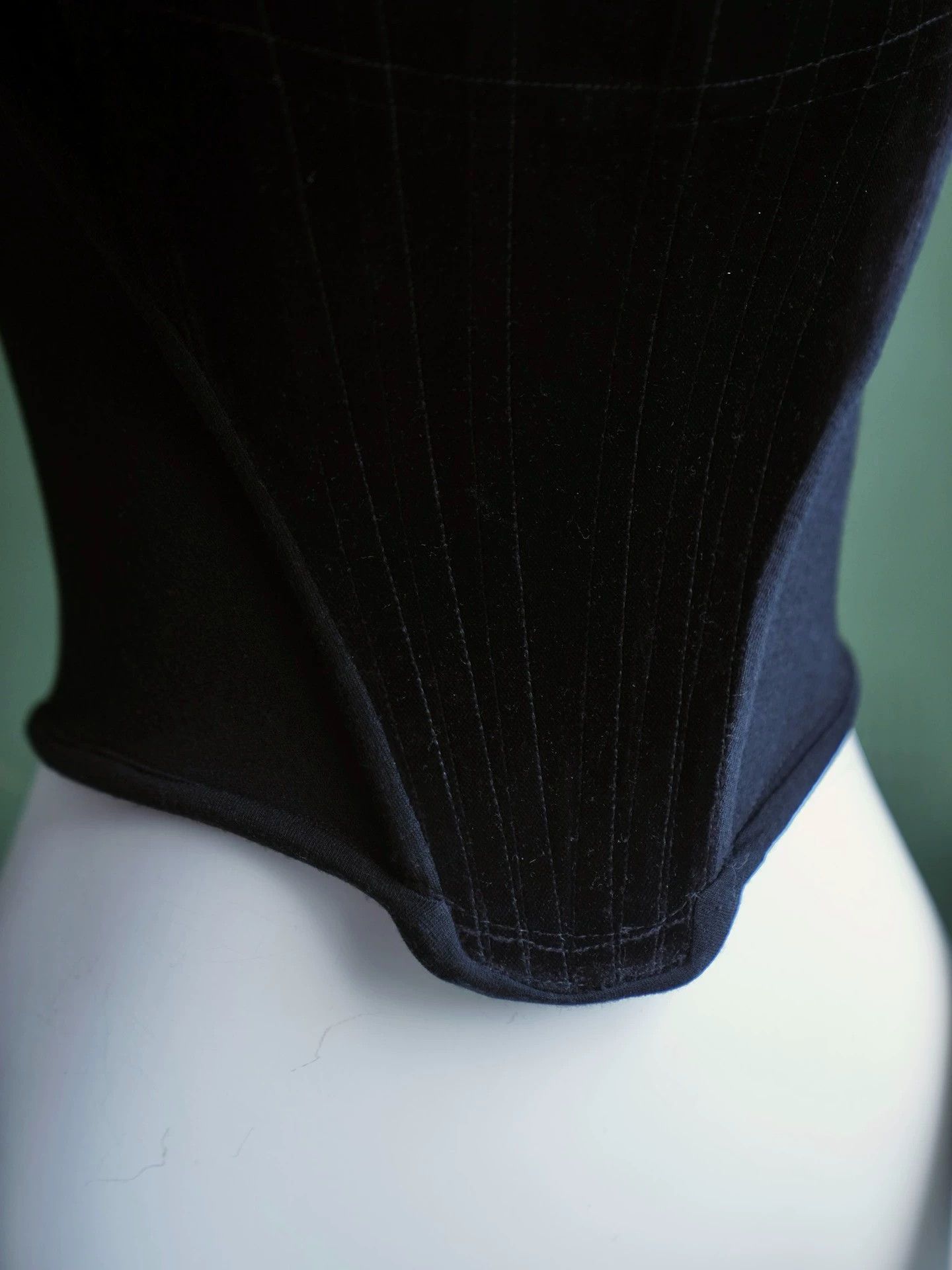 Vivienne Westwood Vivienne Westwood FW91 Corset Black Velvet Faye Wong S Size S / US 4 / IT 40 - 6 Thumbnail