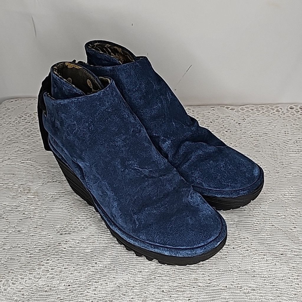 Fly London RARE Fly London Yebi blue suede ruched wedge ankle boots 6 Size US 6 / IT 36 - 2 Thumbnail