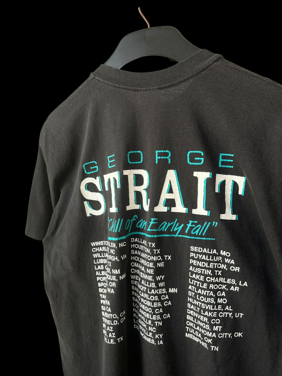 Band Tees George Strait Legend country singer vintage Size US XL / EU 56 / 4 - 8 Thumbnail
